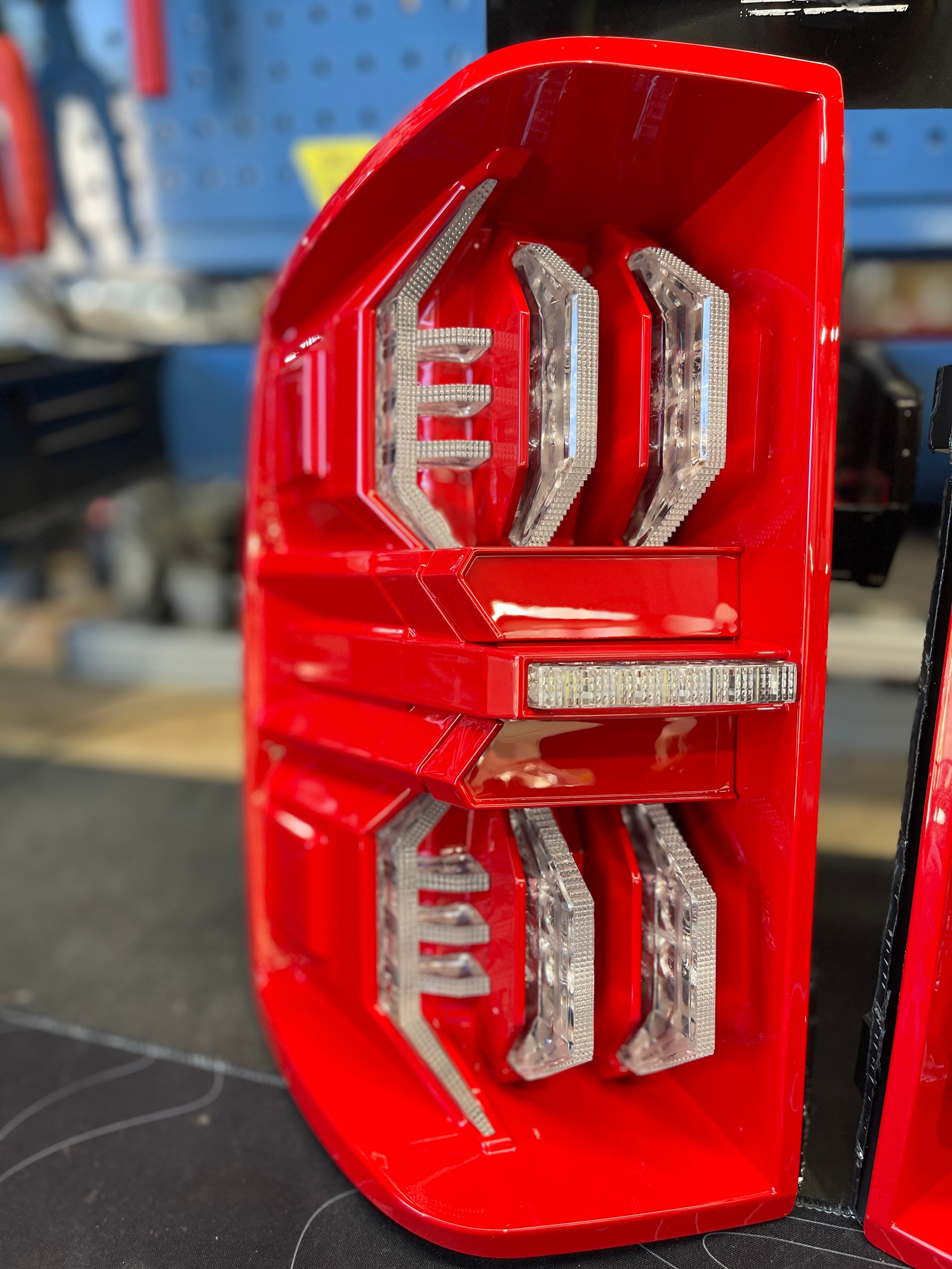 2014 - 18 CHEVY SILVERADO FIN STYLE TAIL LIGHTS