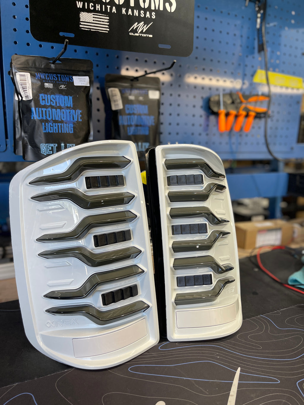 2014 - 18 CHEVY SILVERADO ALPHAREX LUXX SERIES TAIL LIGHTS