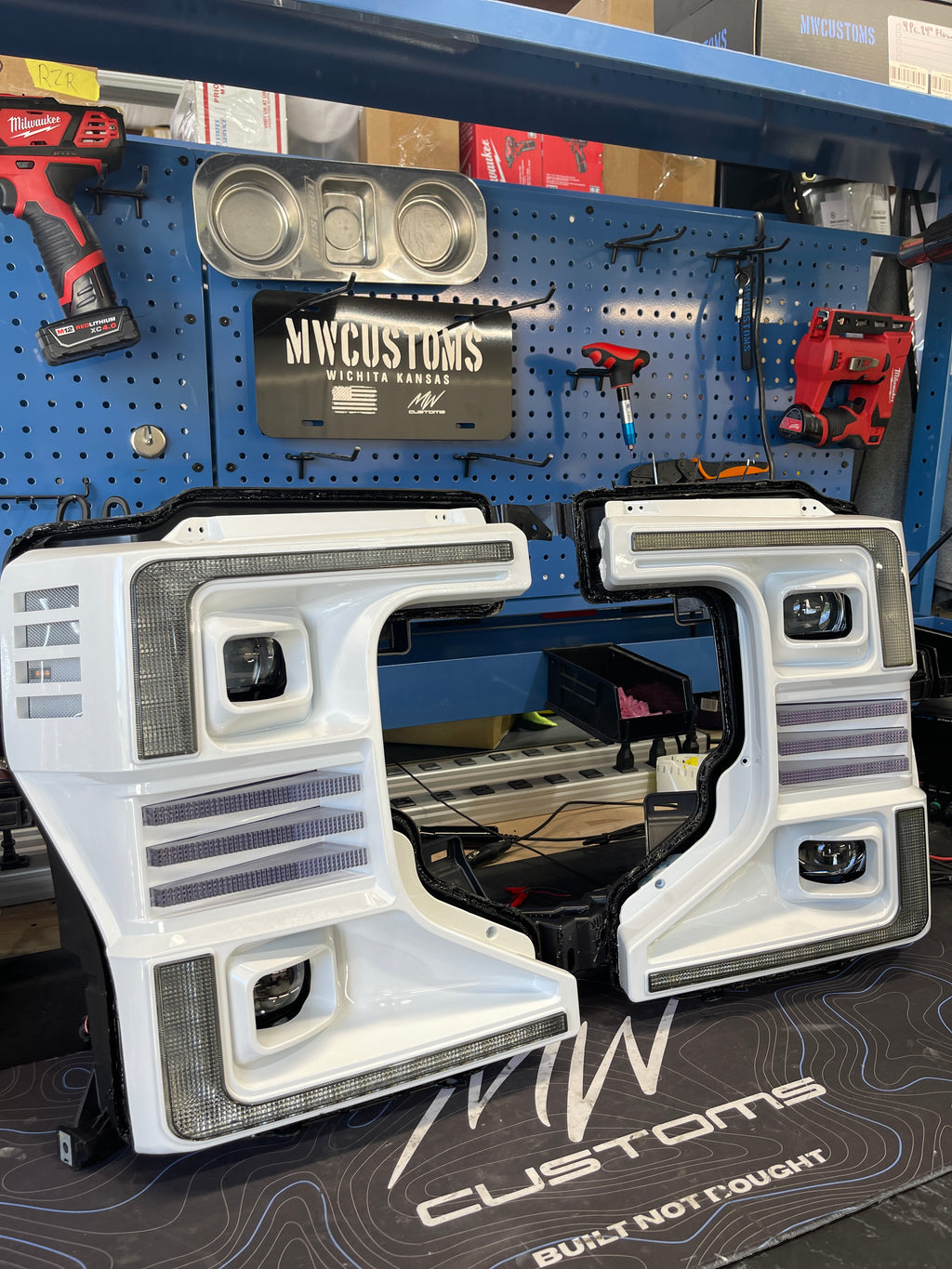 2020+ FORD SUPER DUTY MORIMOTO HYBRID HEADLIGHTS