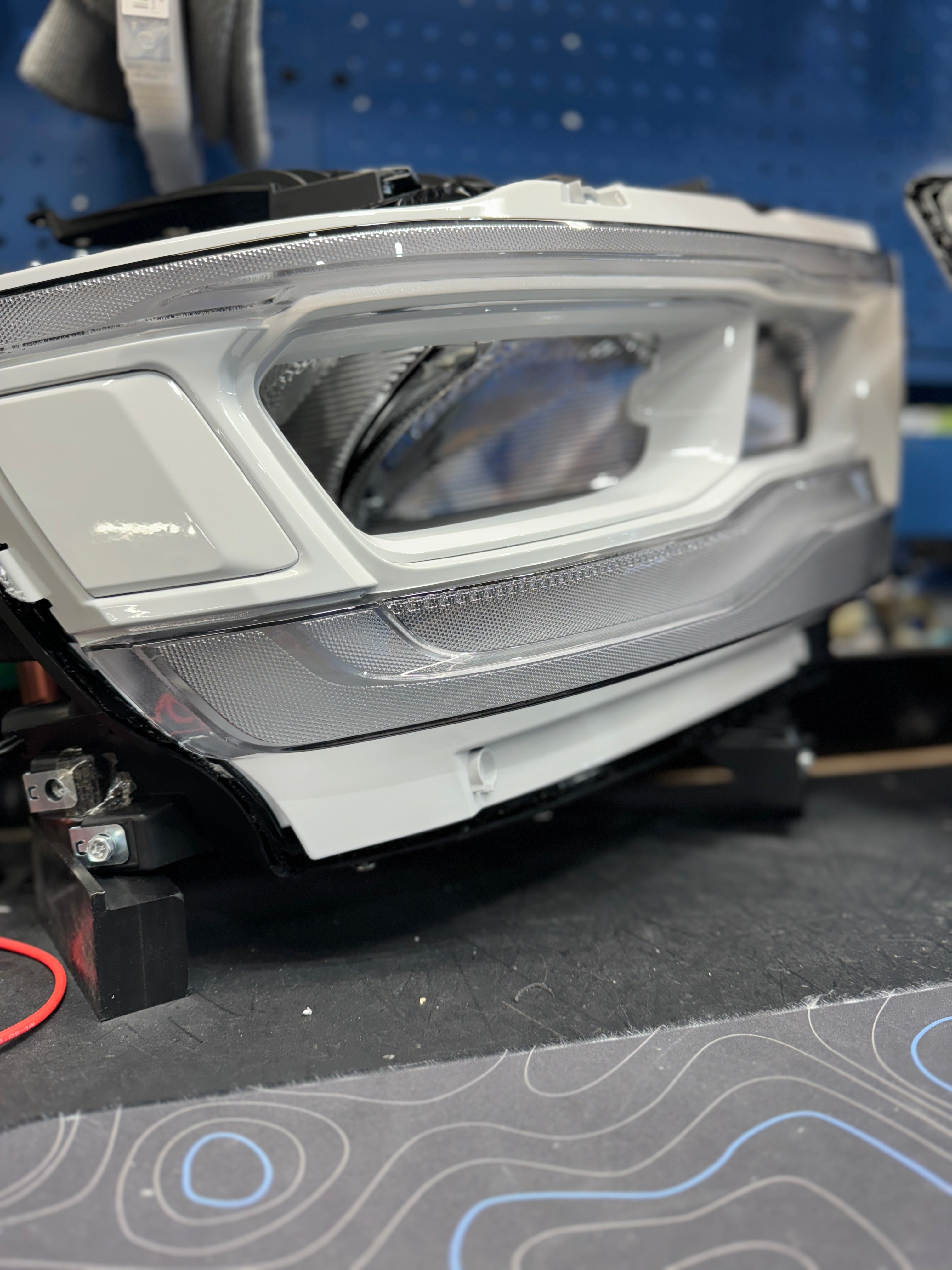 2019 - 23 DODGE RAM 1500 REFLECTOR LED HEADLIGHTS