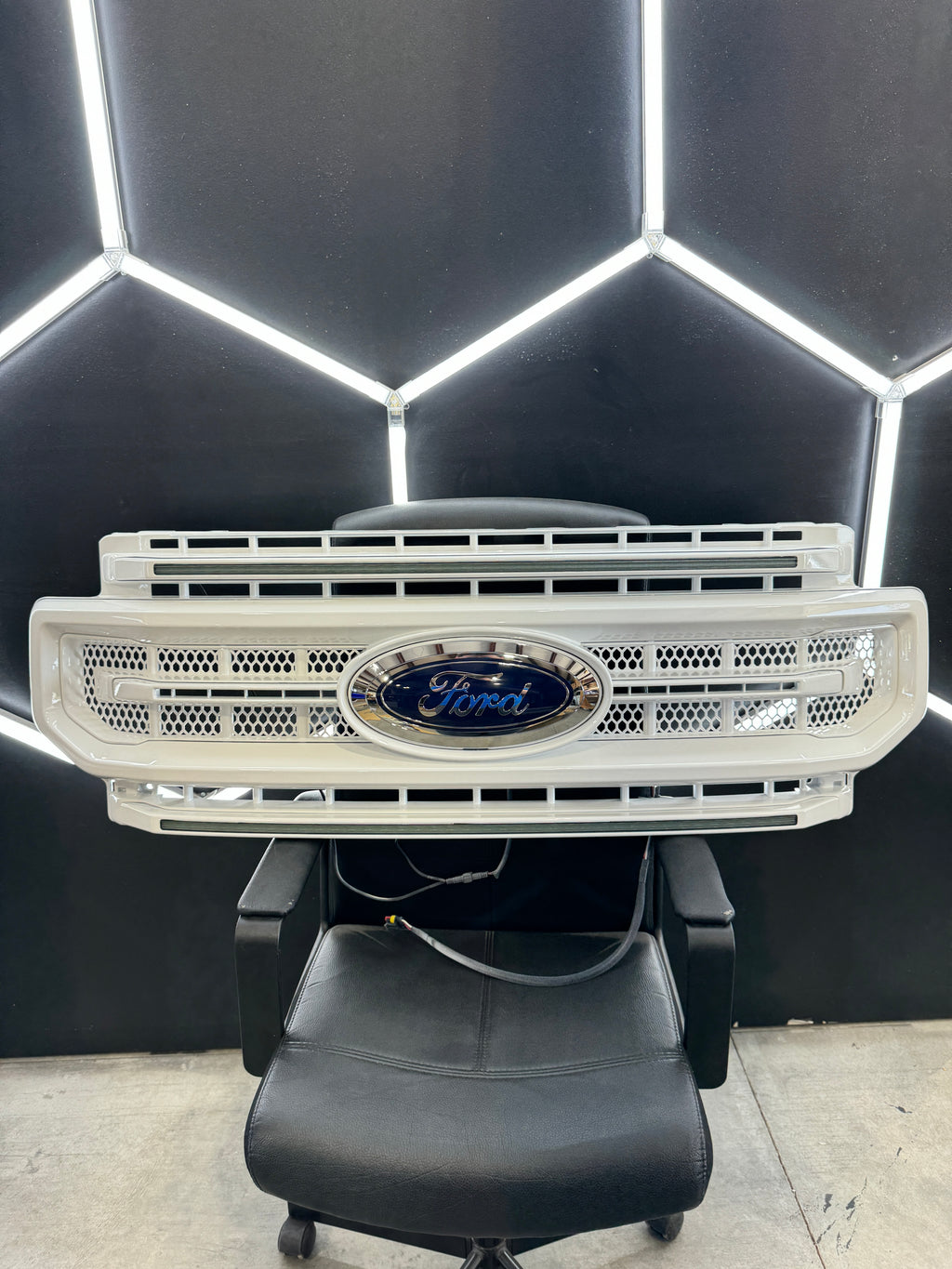FORD SUPER DUTY (20-22): MORIMOTO XBG LED COMPLETE GRILLE