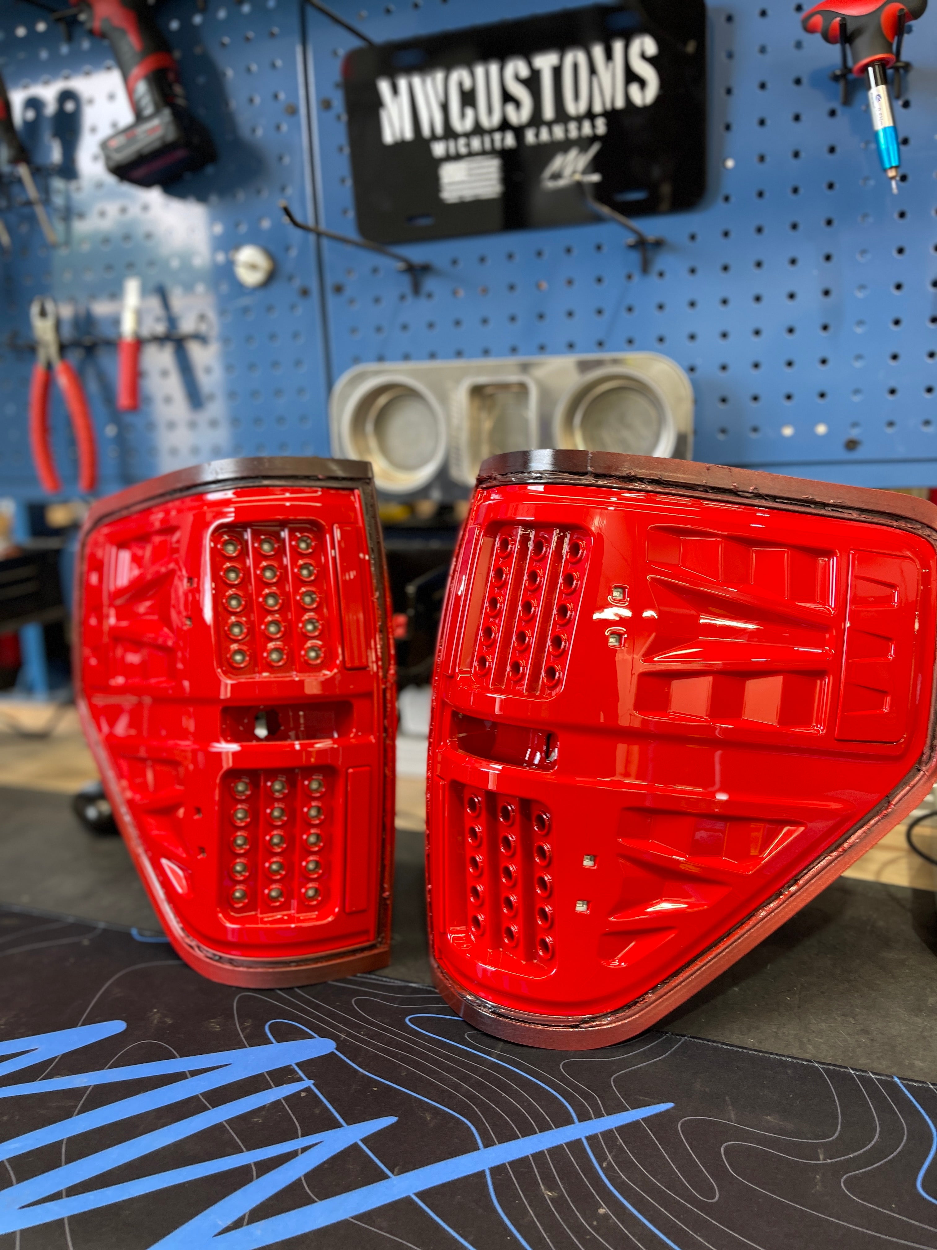 2009-14 FORD F150 TAIL LIGHTS
