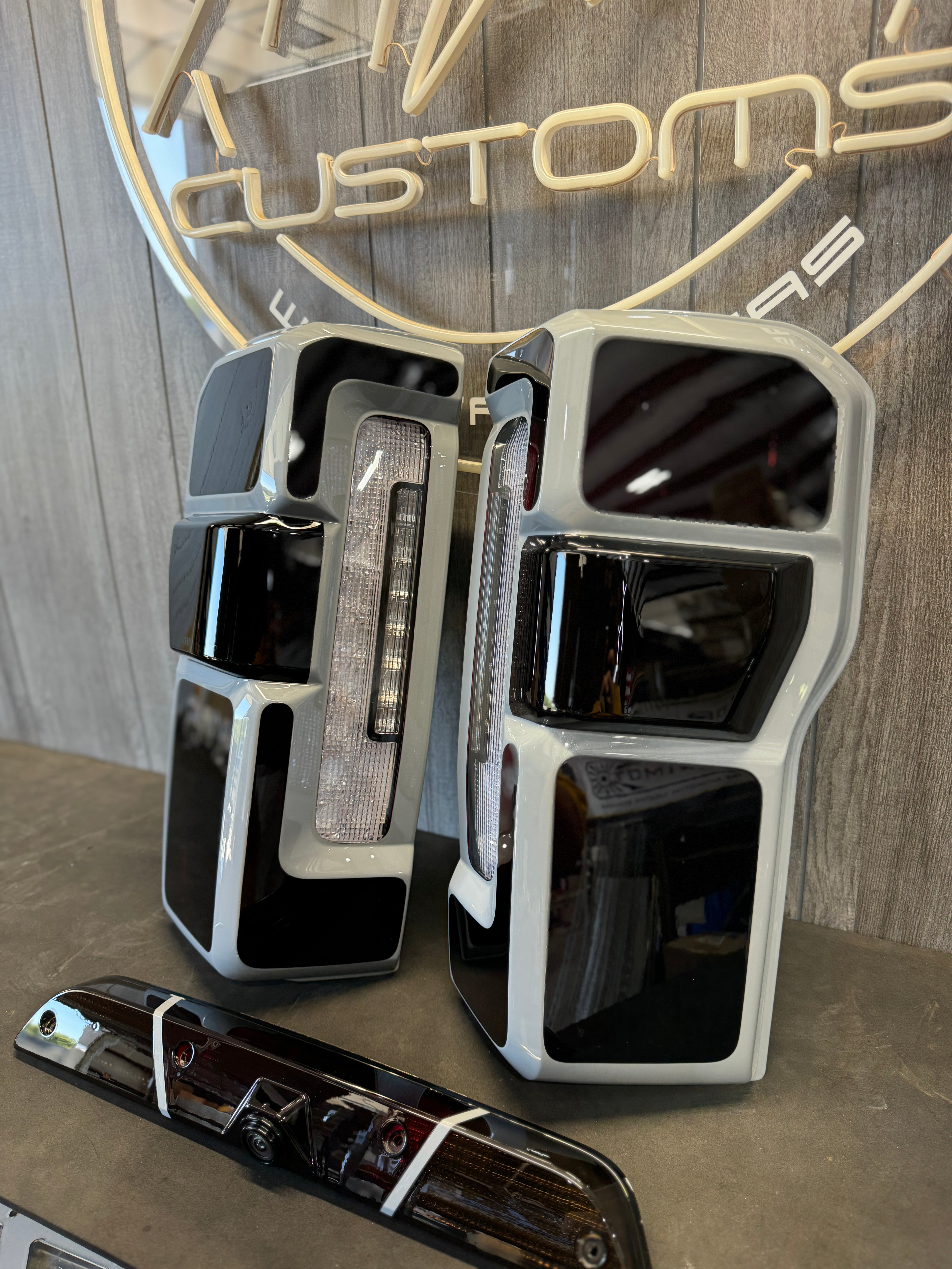 2023+ FORD SUPER DUTY CUSTOM OEM TAIL LIGHTS