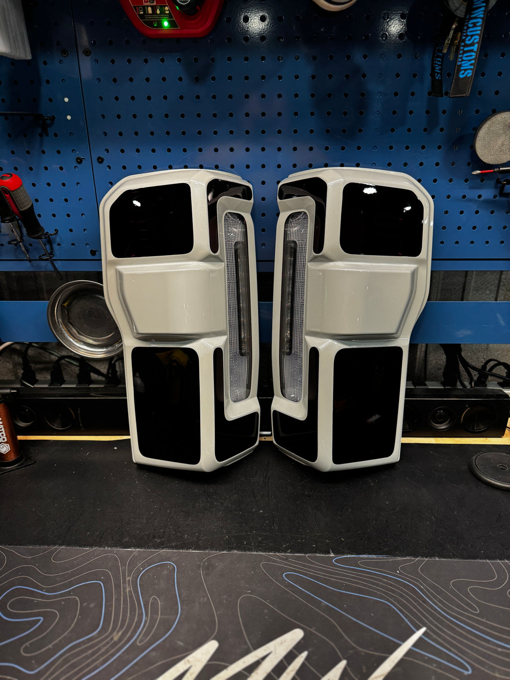2023+ FORD SUPER DUTY CUSTOM OEM TAIL LIGHTS