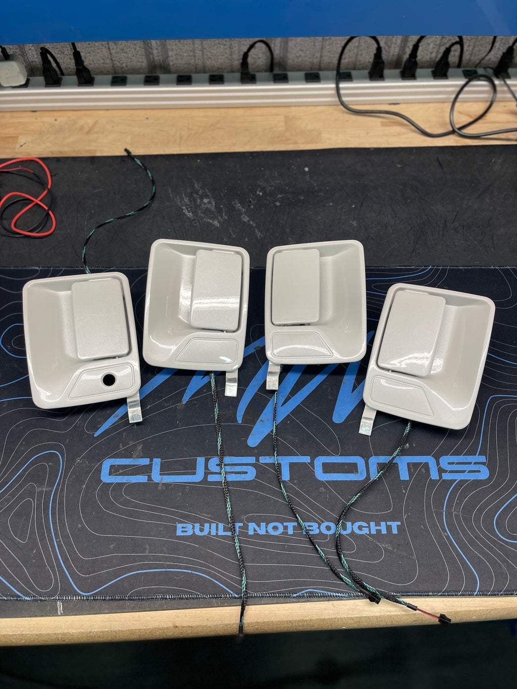 1999 - 16 FORD SUPER DUTY LED DOOR HANDLES