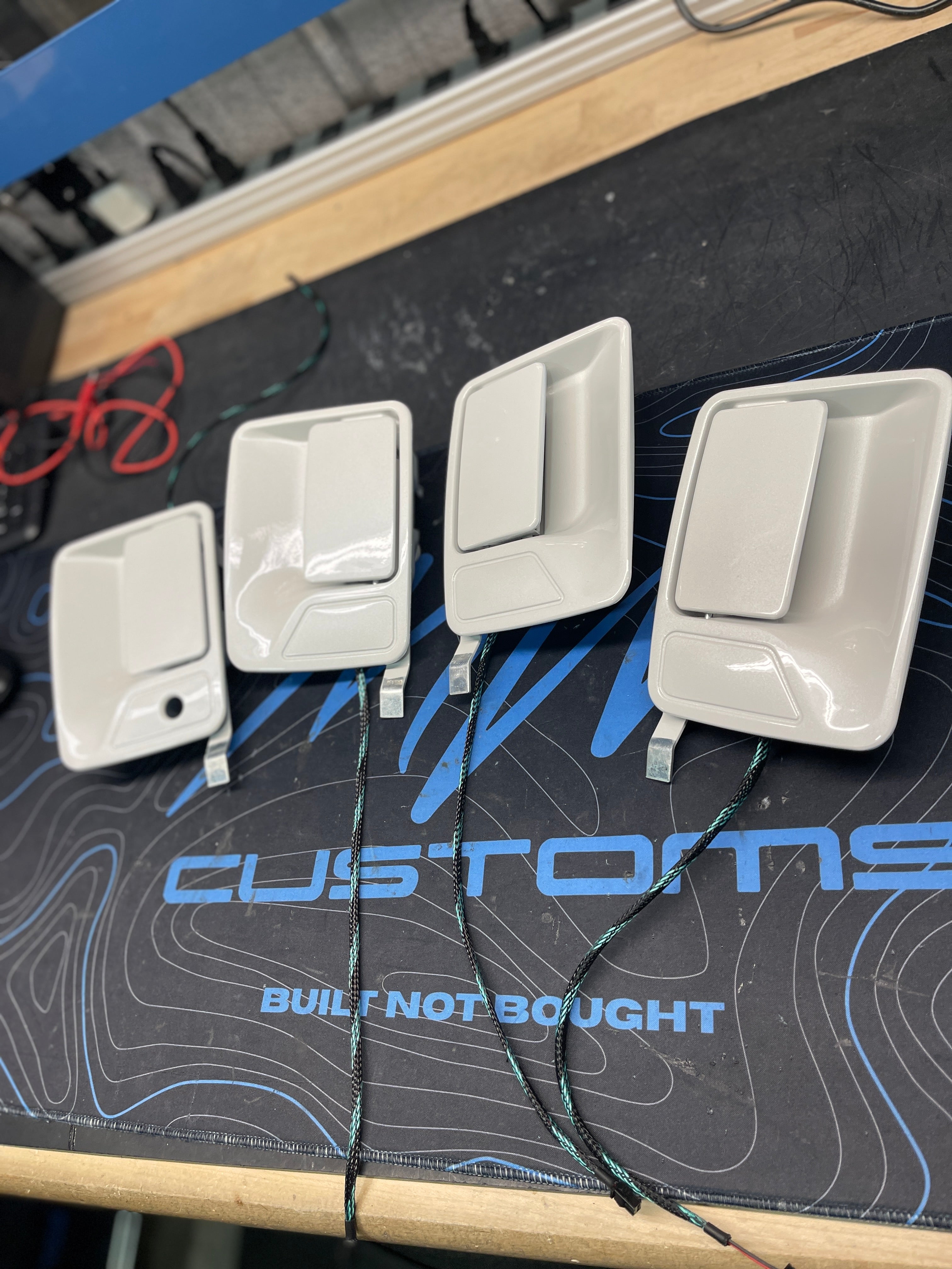 1999 - 16 FORD SUPER DUTY LED DOOR HANDLES