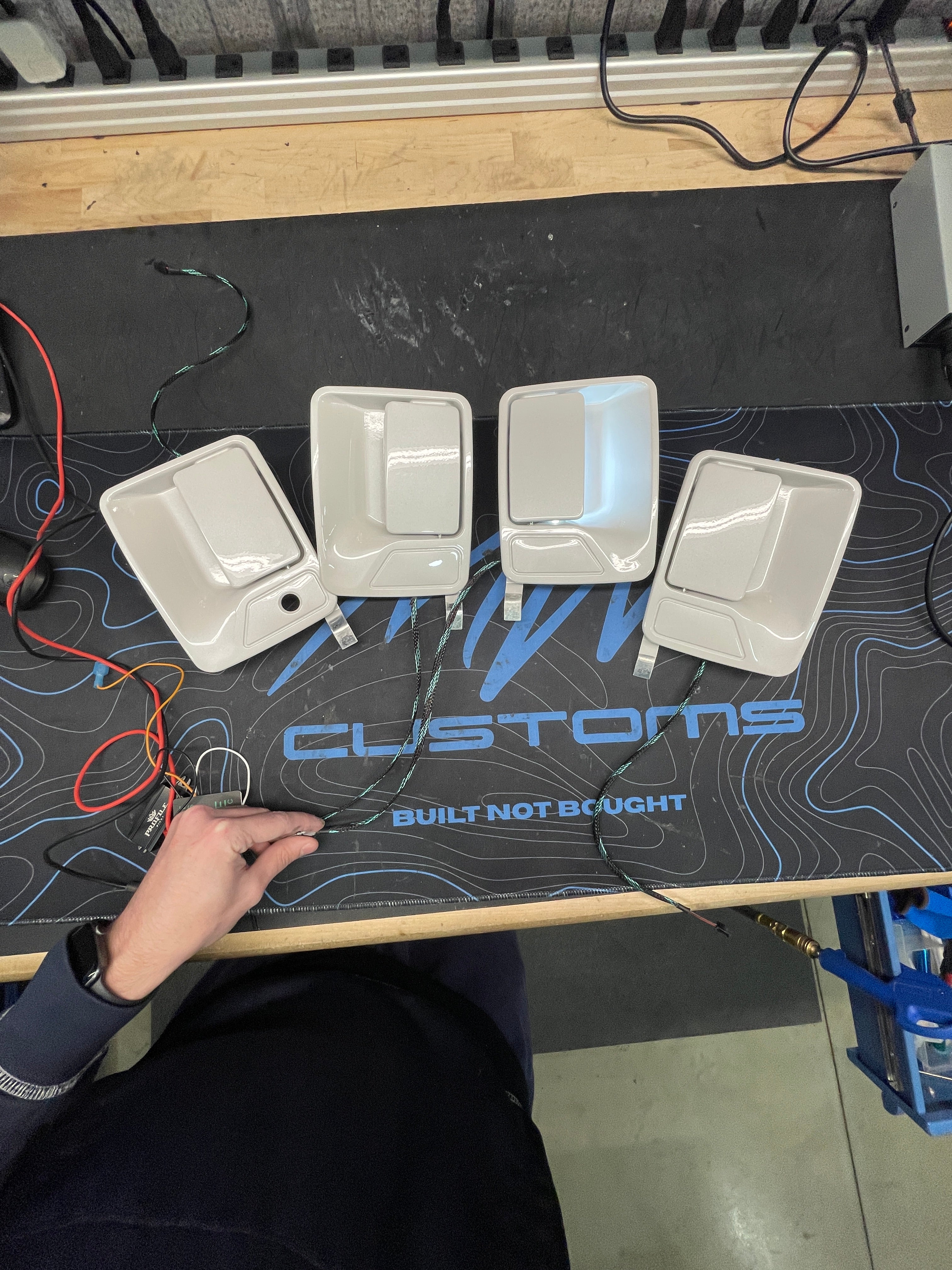 1999 - 16 FORD SUPER DUTY LED DOOR HANDLES