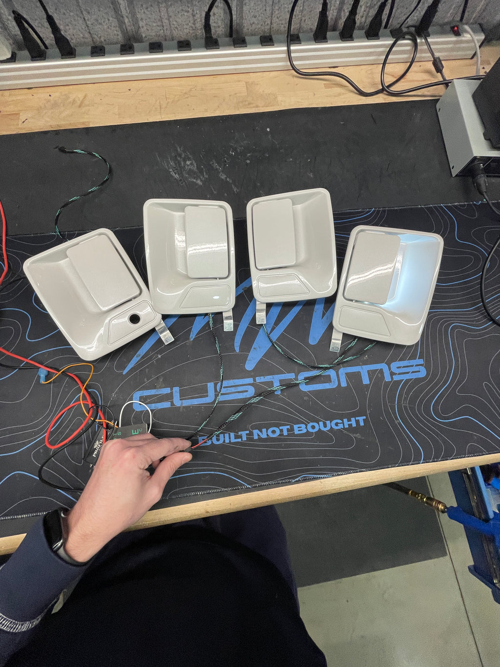 1999 - 16 FORD SUPER DUTY LED DOOR HANDLES