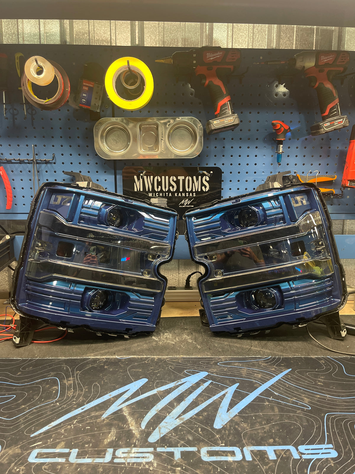 Recon Chevy LED Projector Headlights (w/ Clear or Smoked Lens) | 264275 Recon Chevy LED Projector Headlights (w/ Clear or Smoked Lens) | 264275