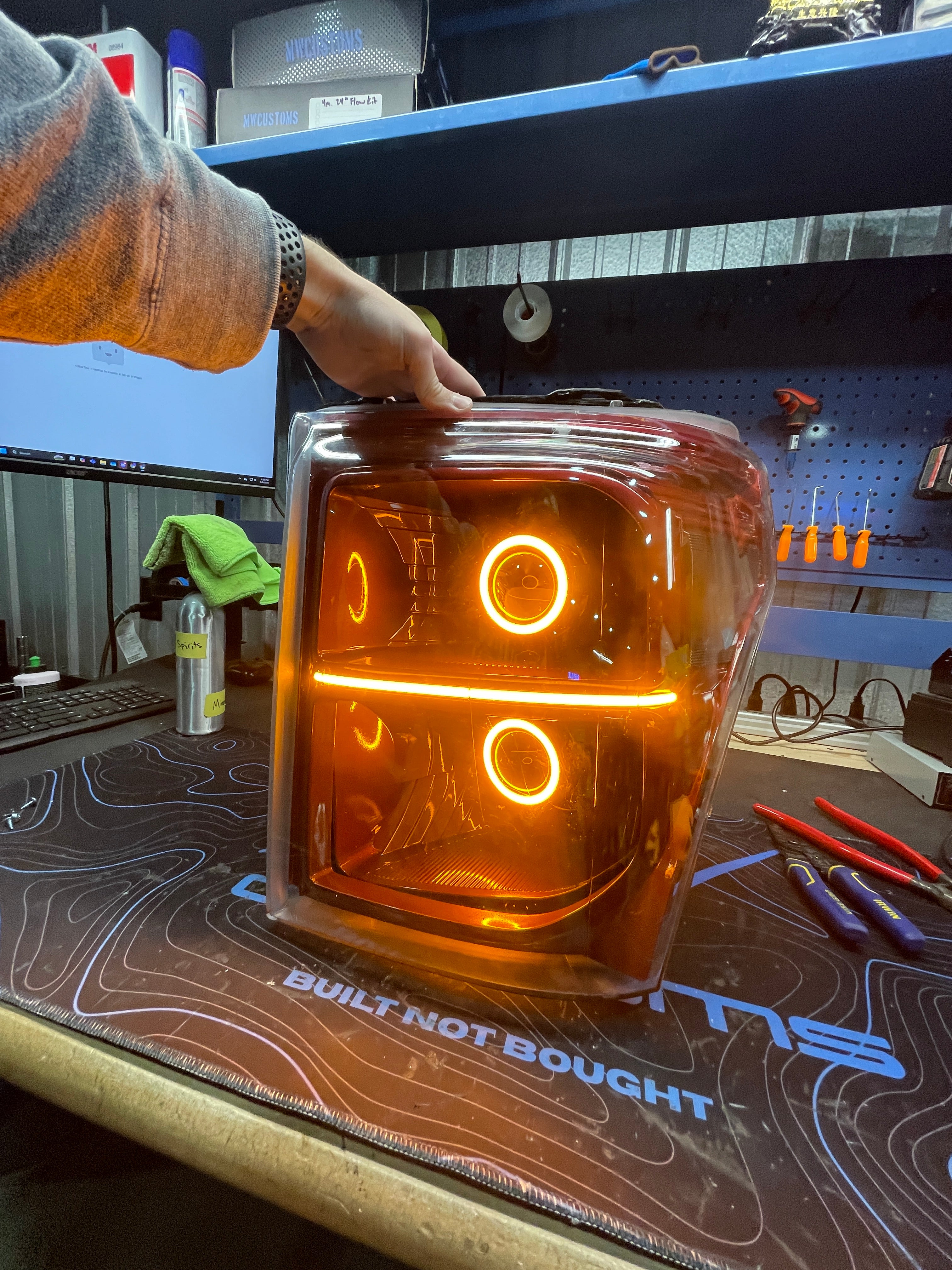 2011 - 16 FORD SUPER DUTY RETRO FIT PROJECTOR HEADLIGHTS