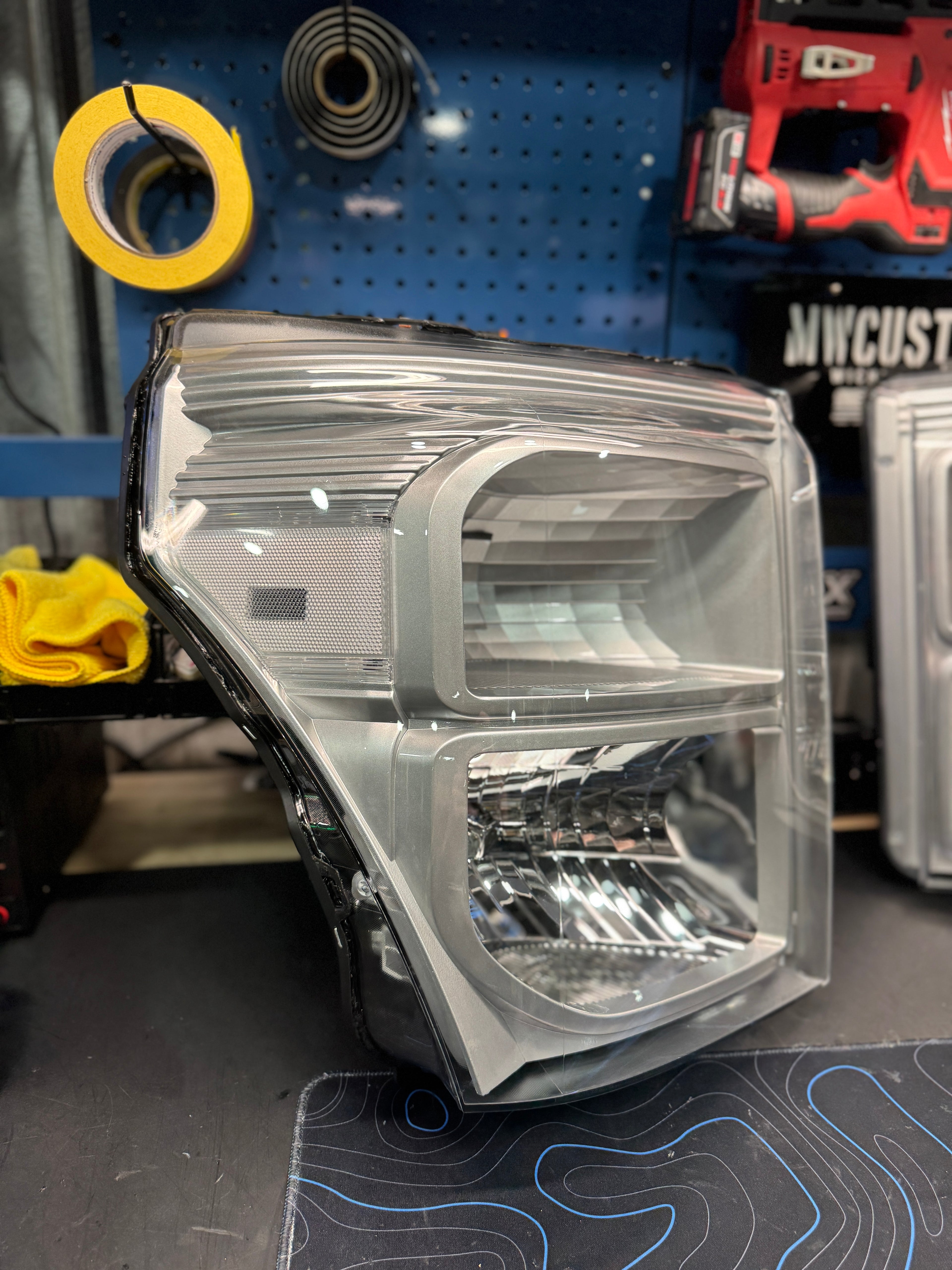 2011-16 FORD SUPER DUTY HEADLIGHTS