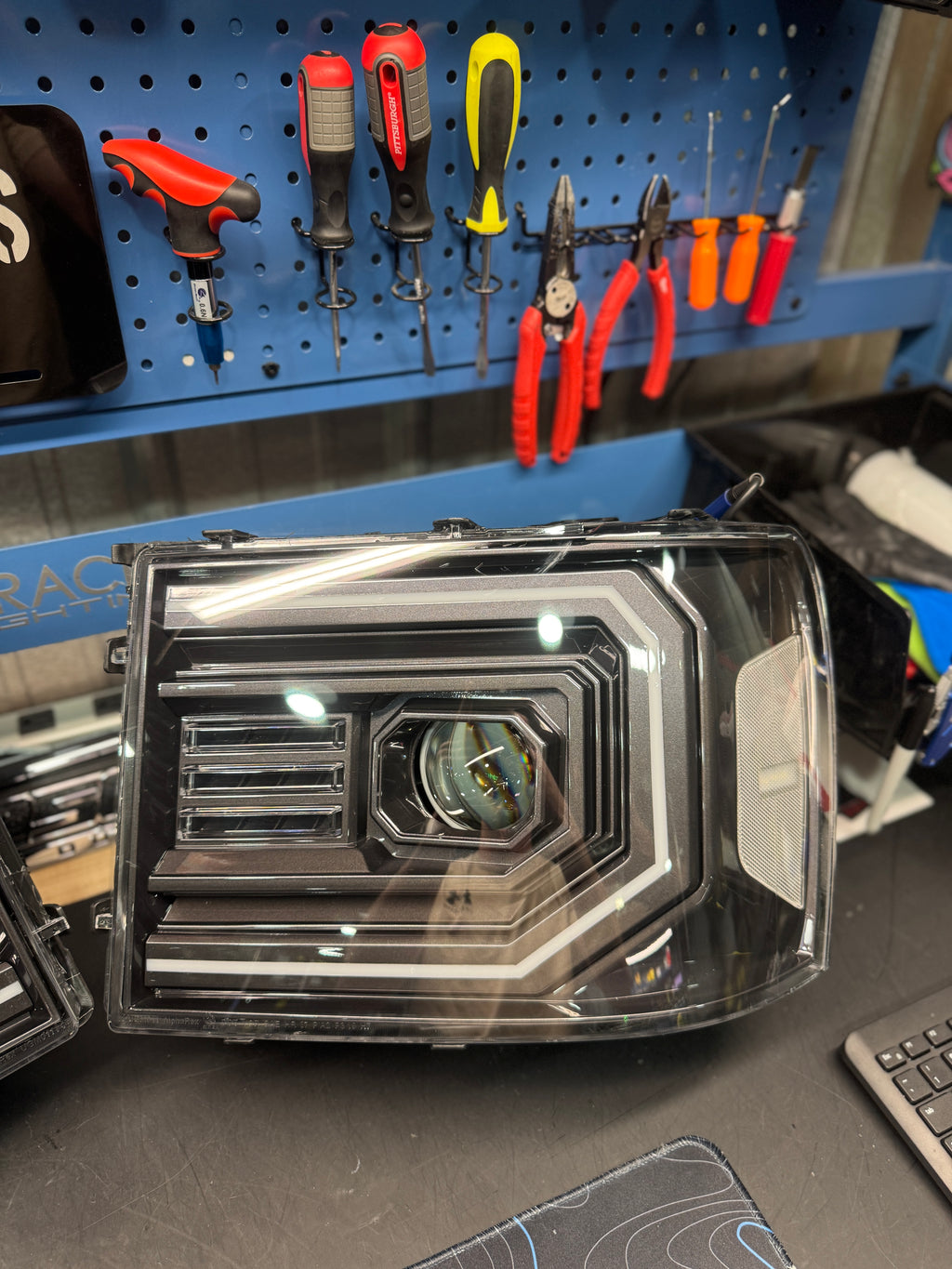 2007-13 GMC SIERRA ALPHAREX HEADLIGHTS