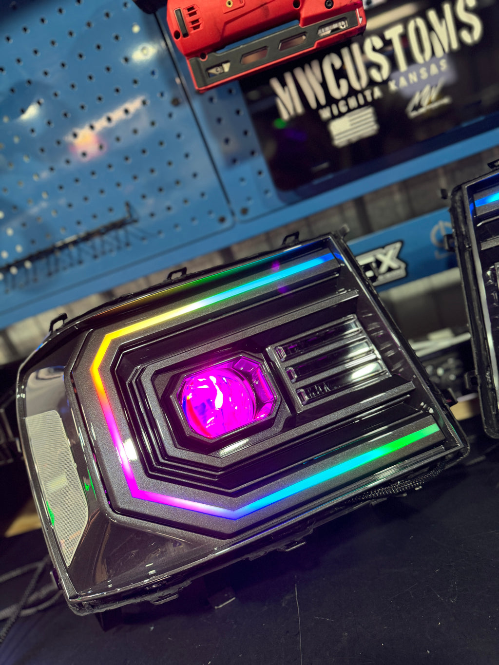 2007-13 GMC SIERRA ALPHAREX HEADLIGHTS