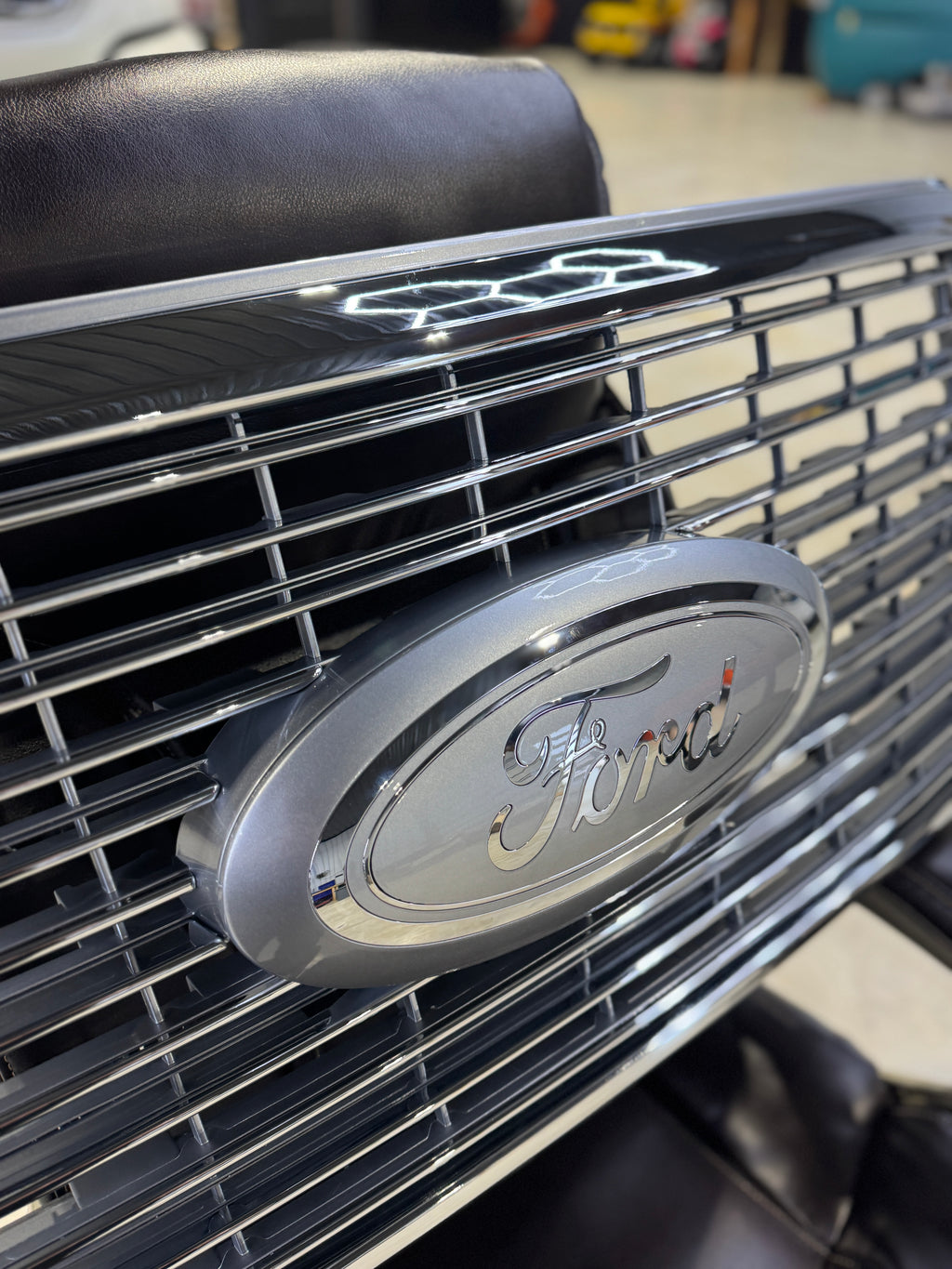 2020 - 22 FORD SUPER DUTY GRILLE