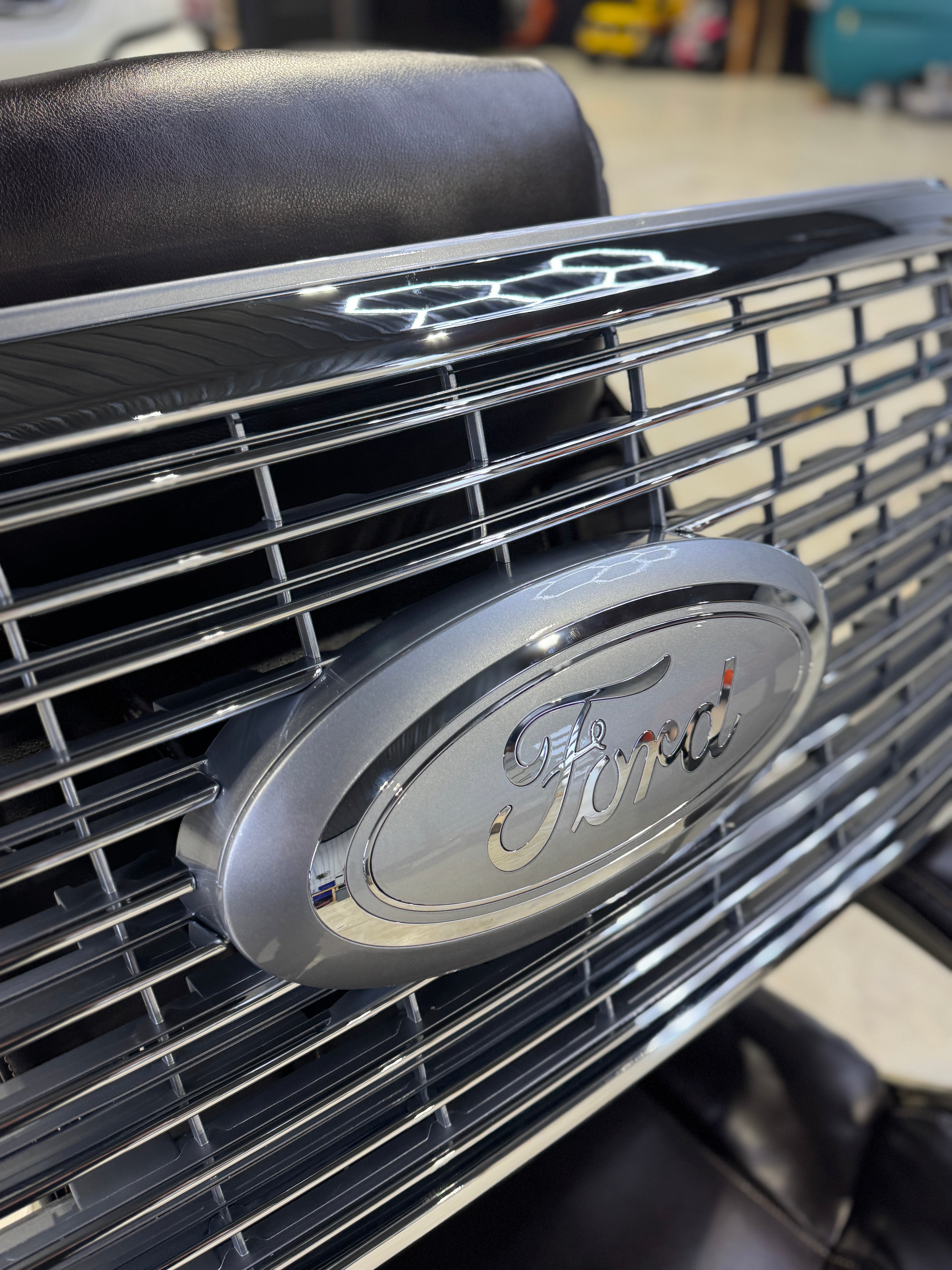 2020 - 22 FORD SUPER DUTY GRILLE