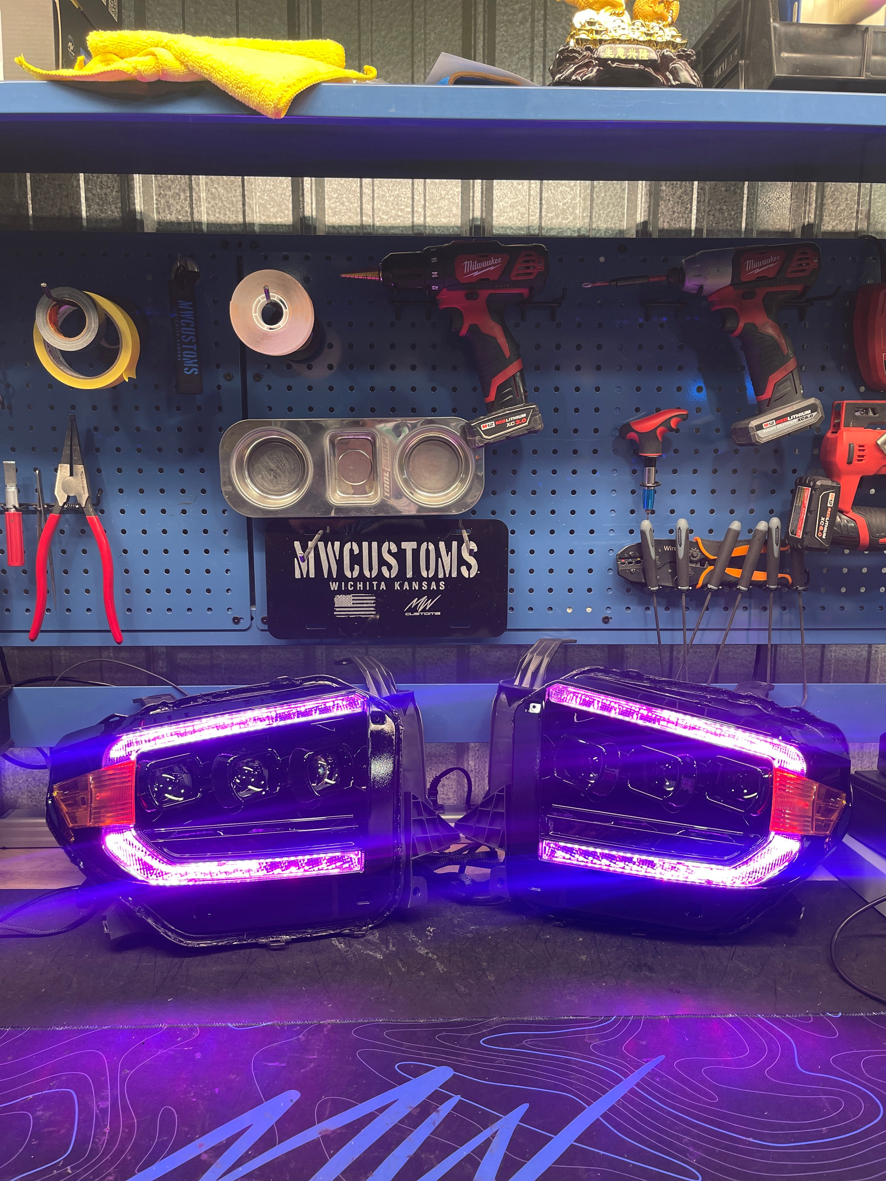 2014-20 TOYOTA TUNDRA MORIMOTO XB HEADLIGHTS