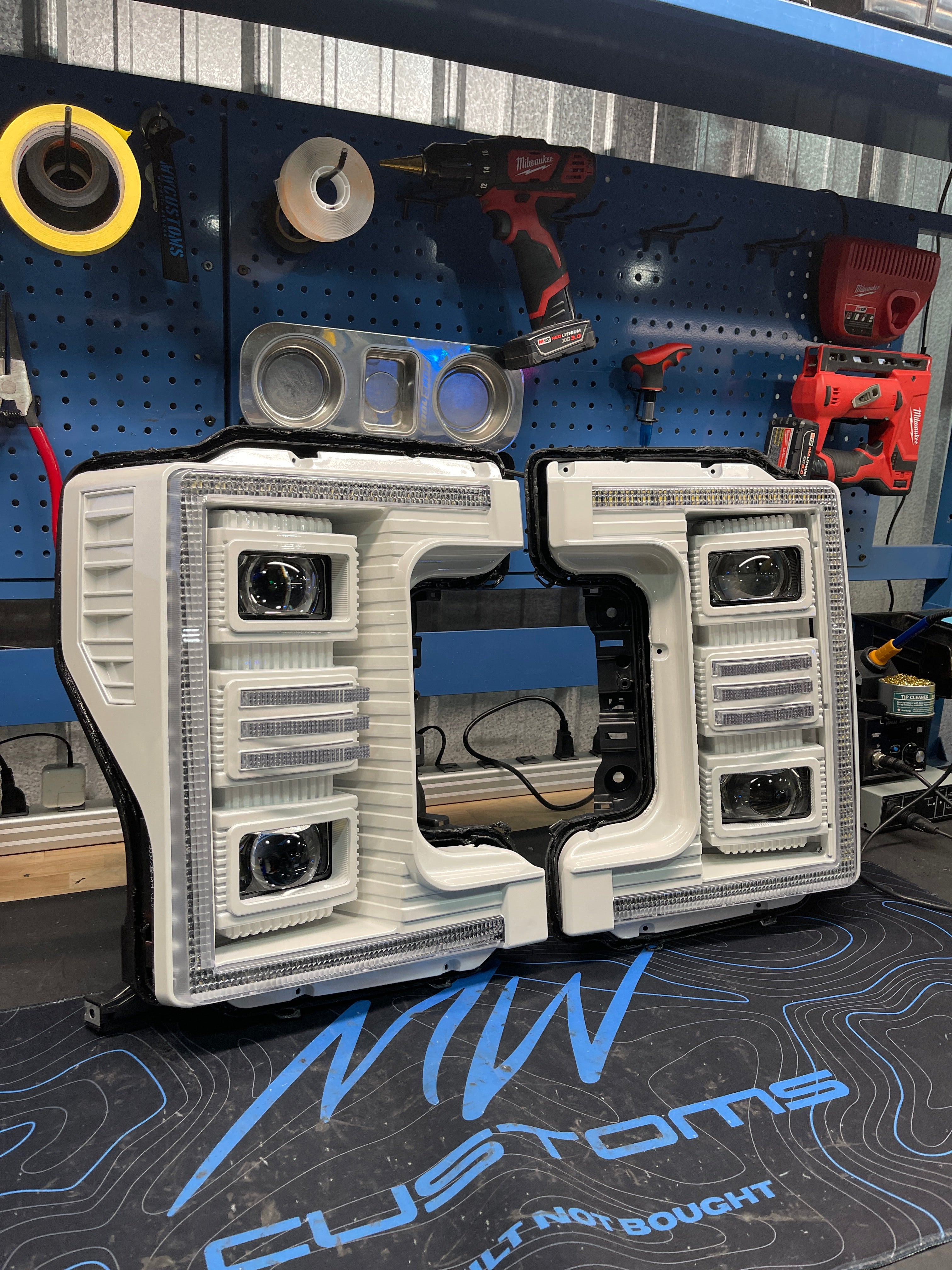 2017-19 FORD SUPER DUTY MORIMOTO HYBRID HEADLIGHTS