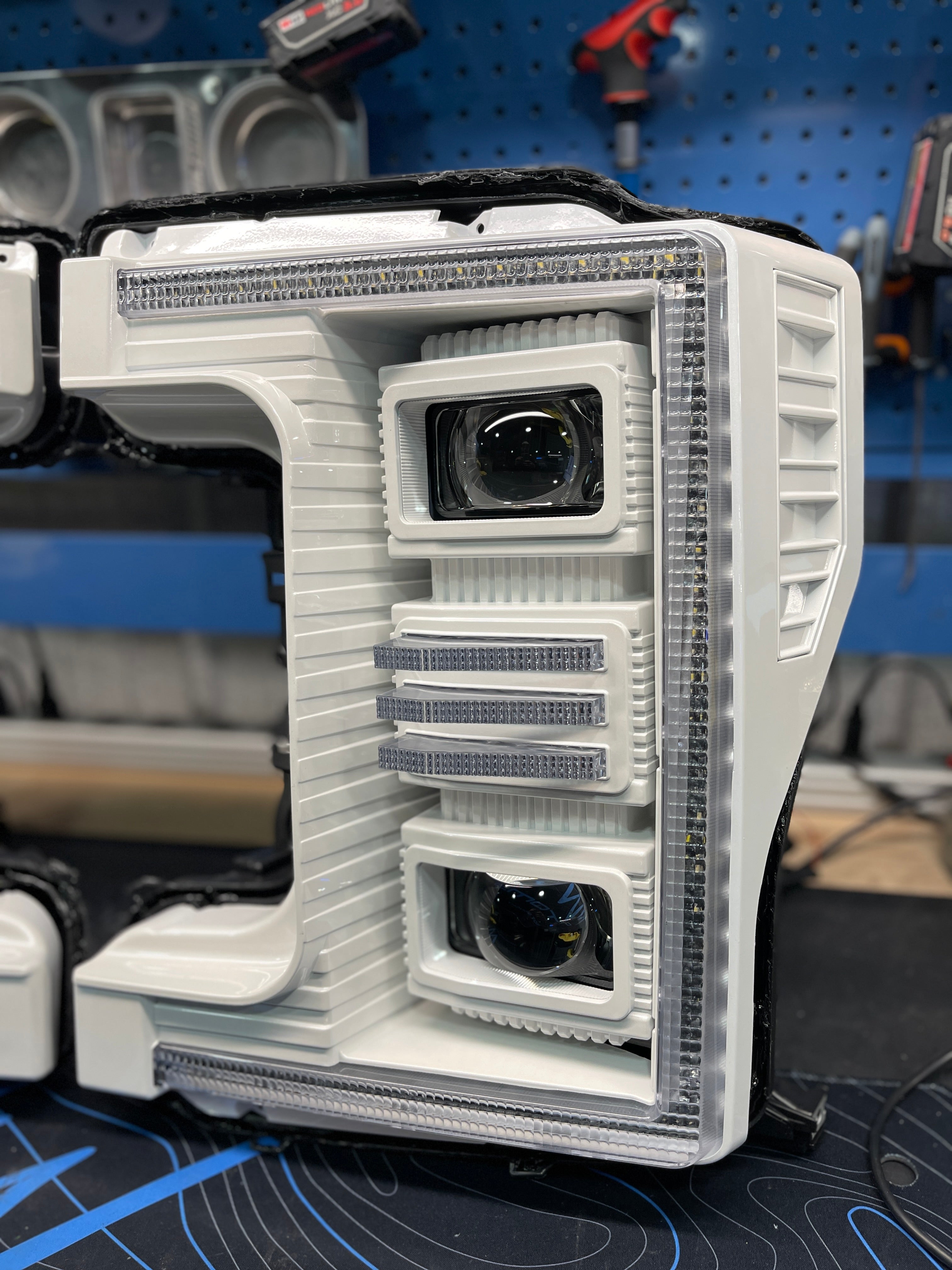 2017-19 FORD SUPER DUTY MORIMOTO HYBRID HEADLIGHTS