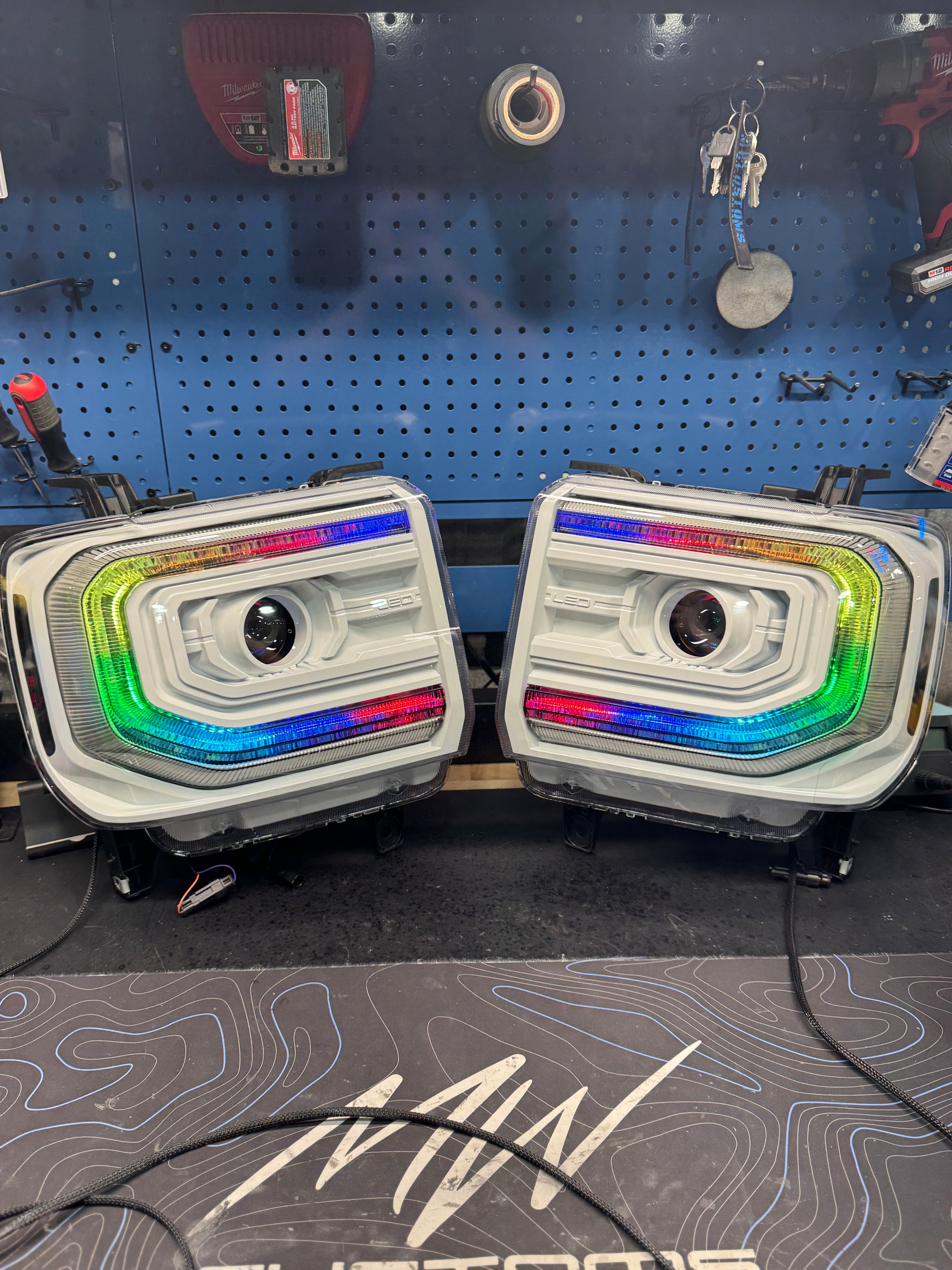 2014-18 GMC SIERRA MORIMOTO XB HEADLIGHTS