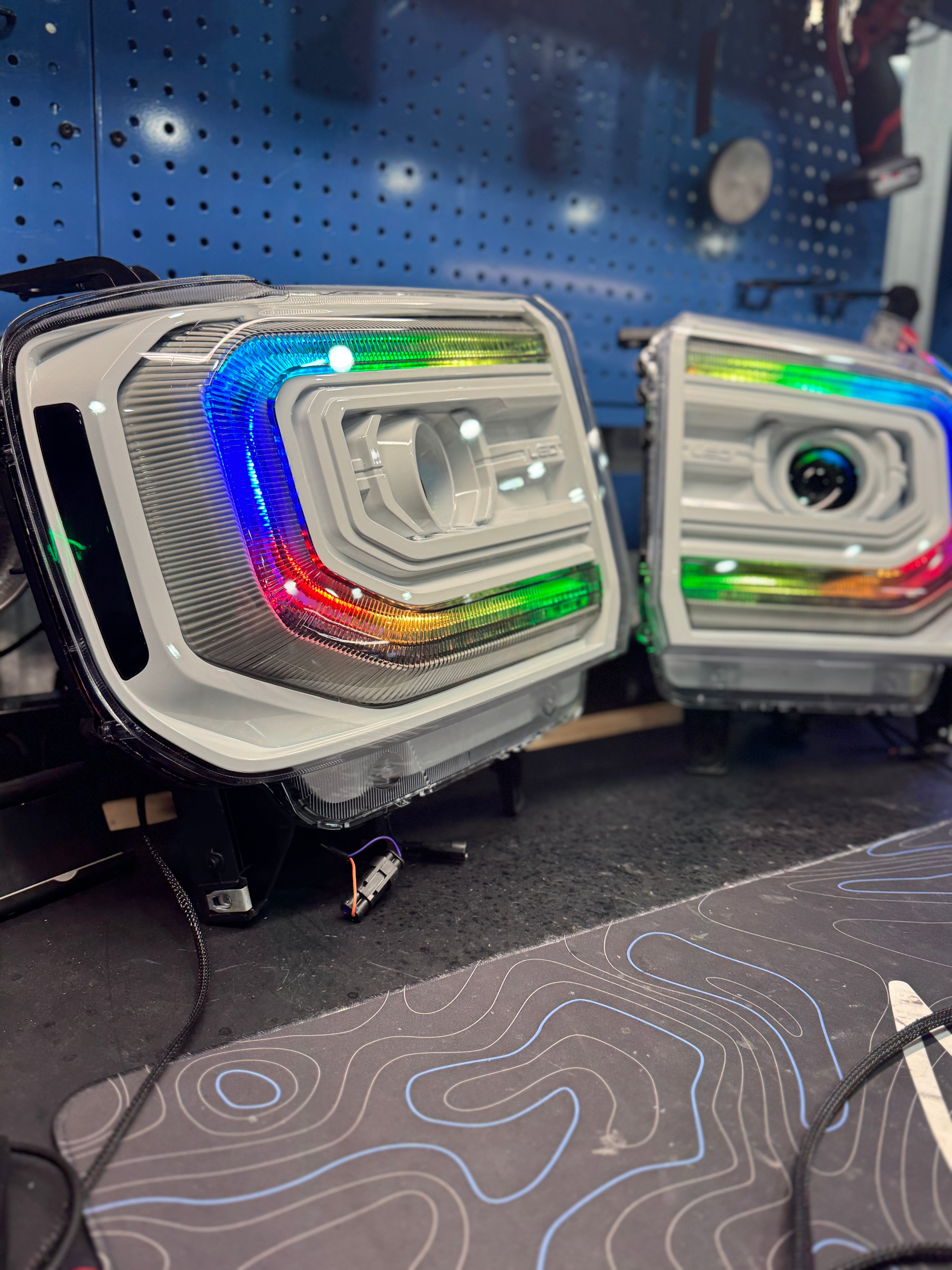 2014-18 GMC SIERRA MORIMOTO XB HEADLIGHTS