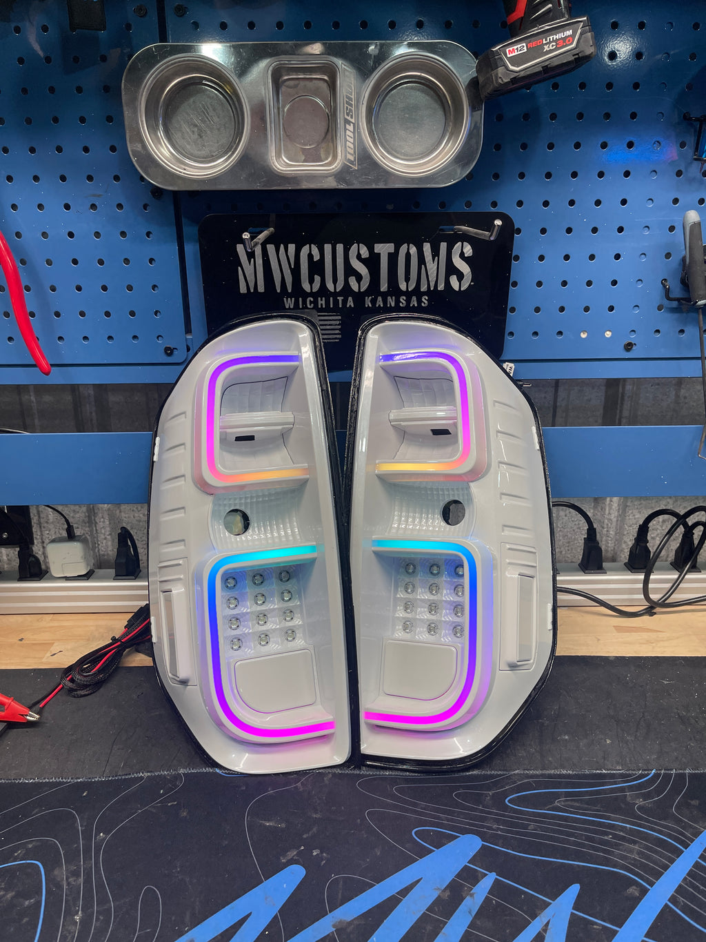 2014-21 TOYOTA TUNDRA TAIL LIGHTS