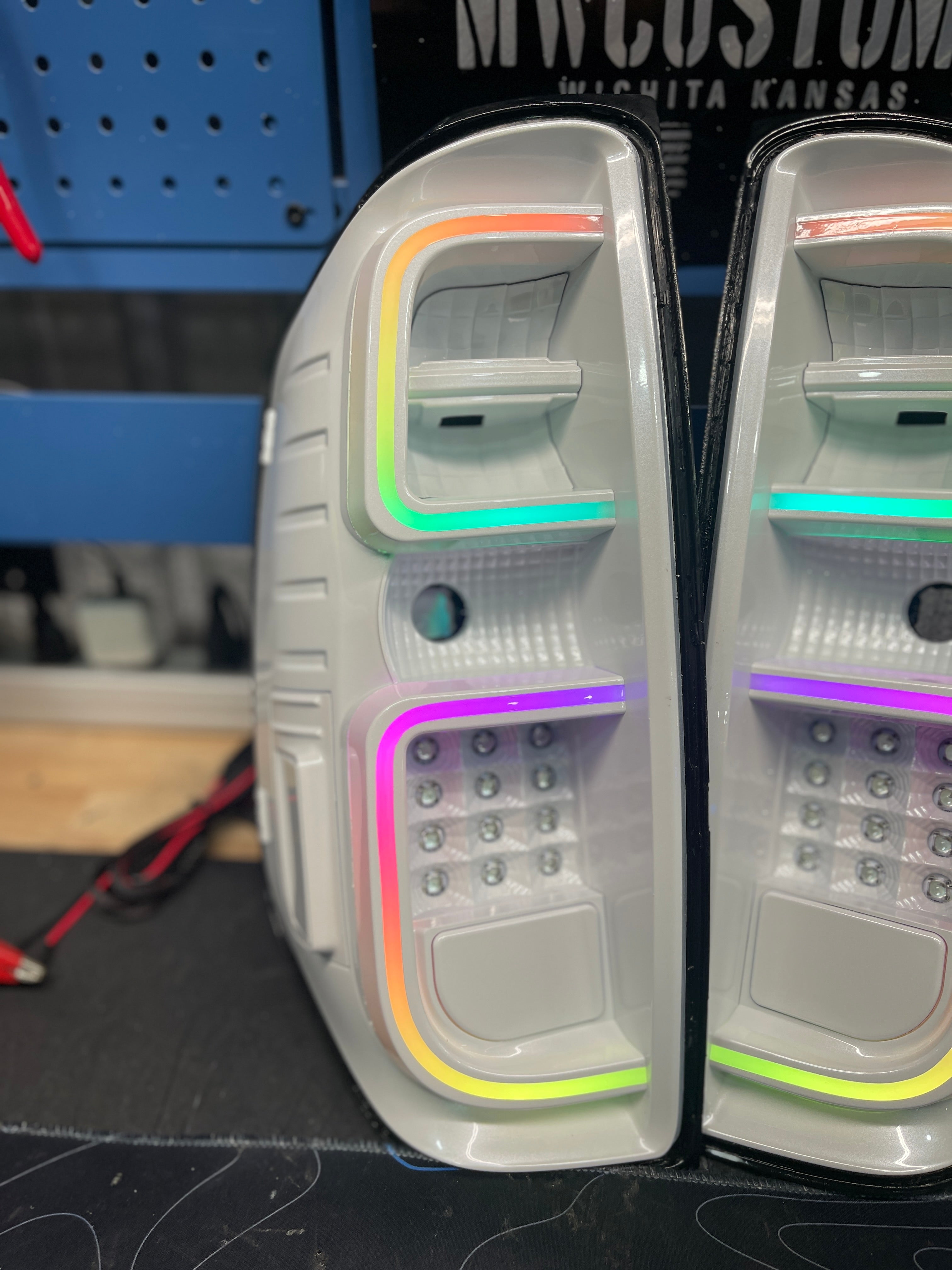 2014-21 TOYOTA TUNDRA TAIL LIGHTS