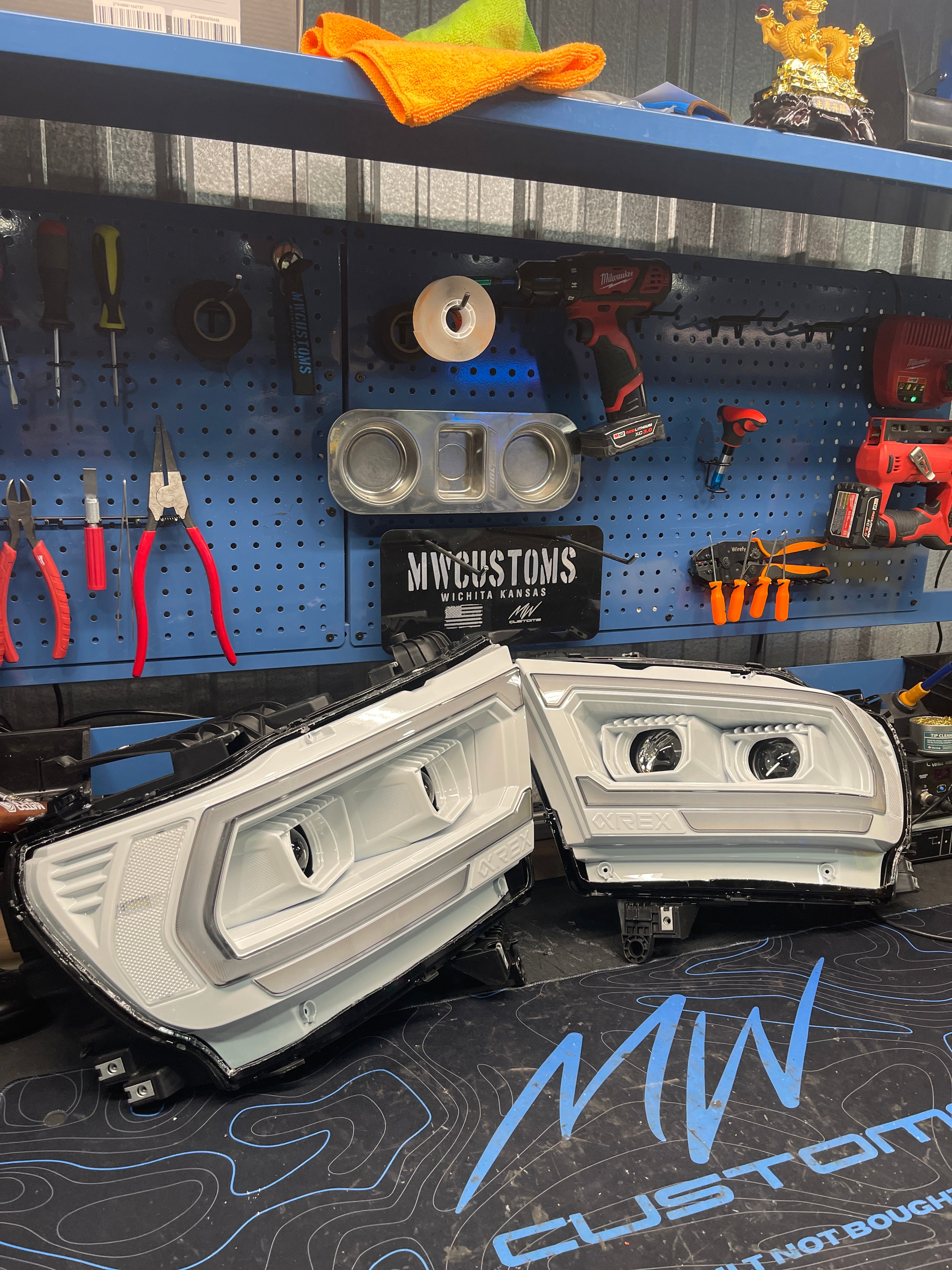 2019+ RAM 1500 ALPHAREX HEADLIGHTS