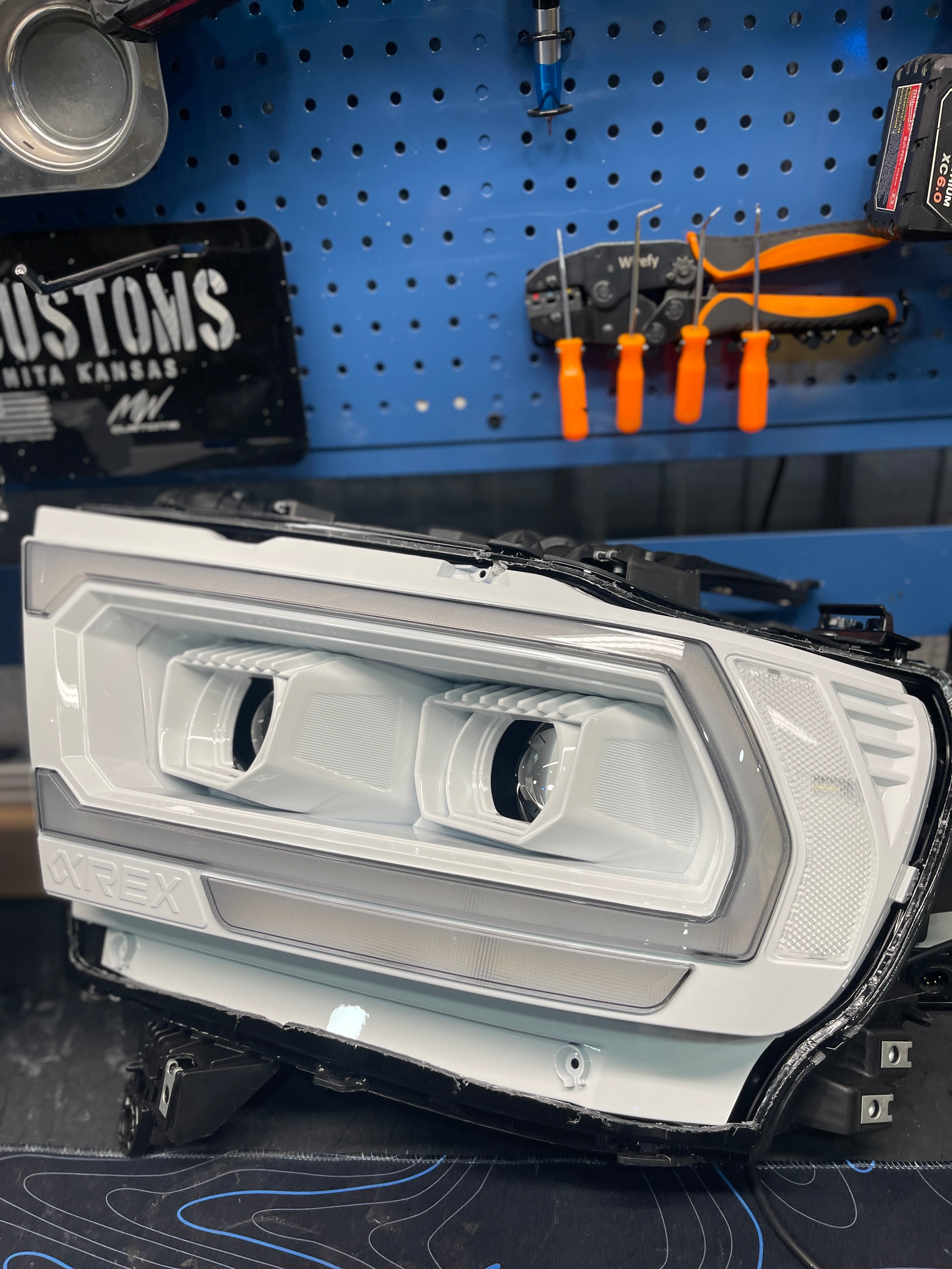 2019+ RAM 1500 ALPHAREX HEADLIGHTS