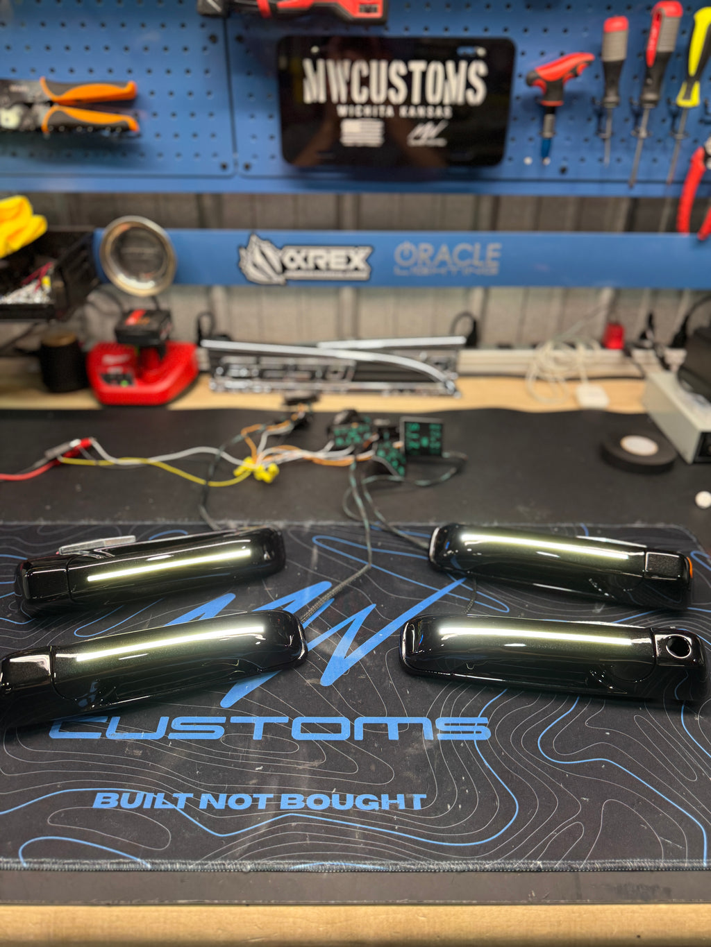 2009-18 DODGE RAM SWITCHBACK DOOR HANDLES