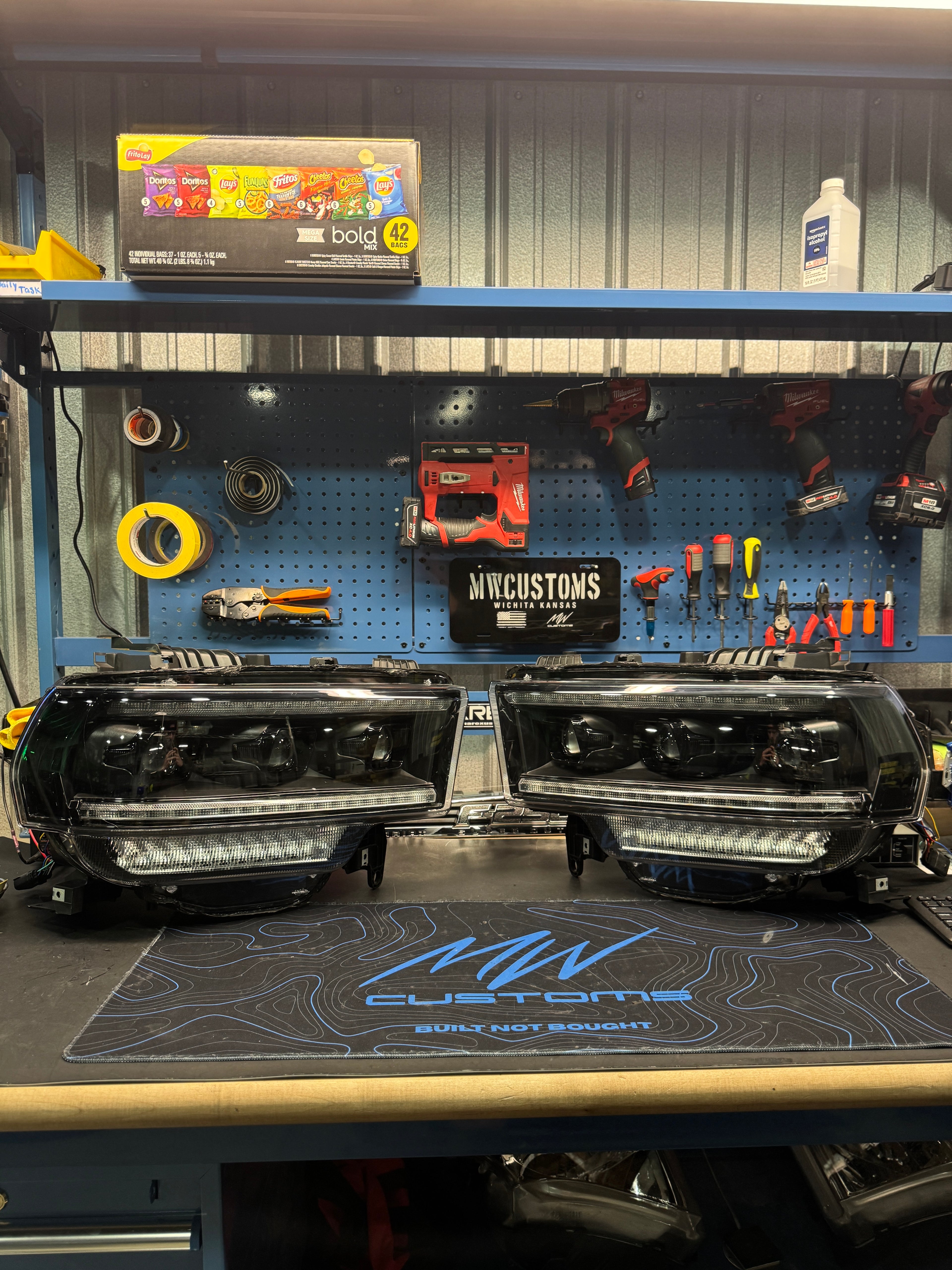 2019+ RAM 2500 HD MORIMOTO XB HEADLIGHTS