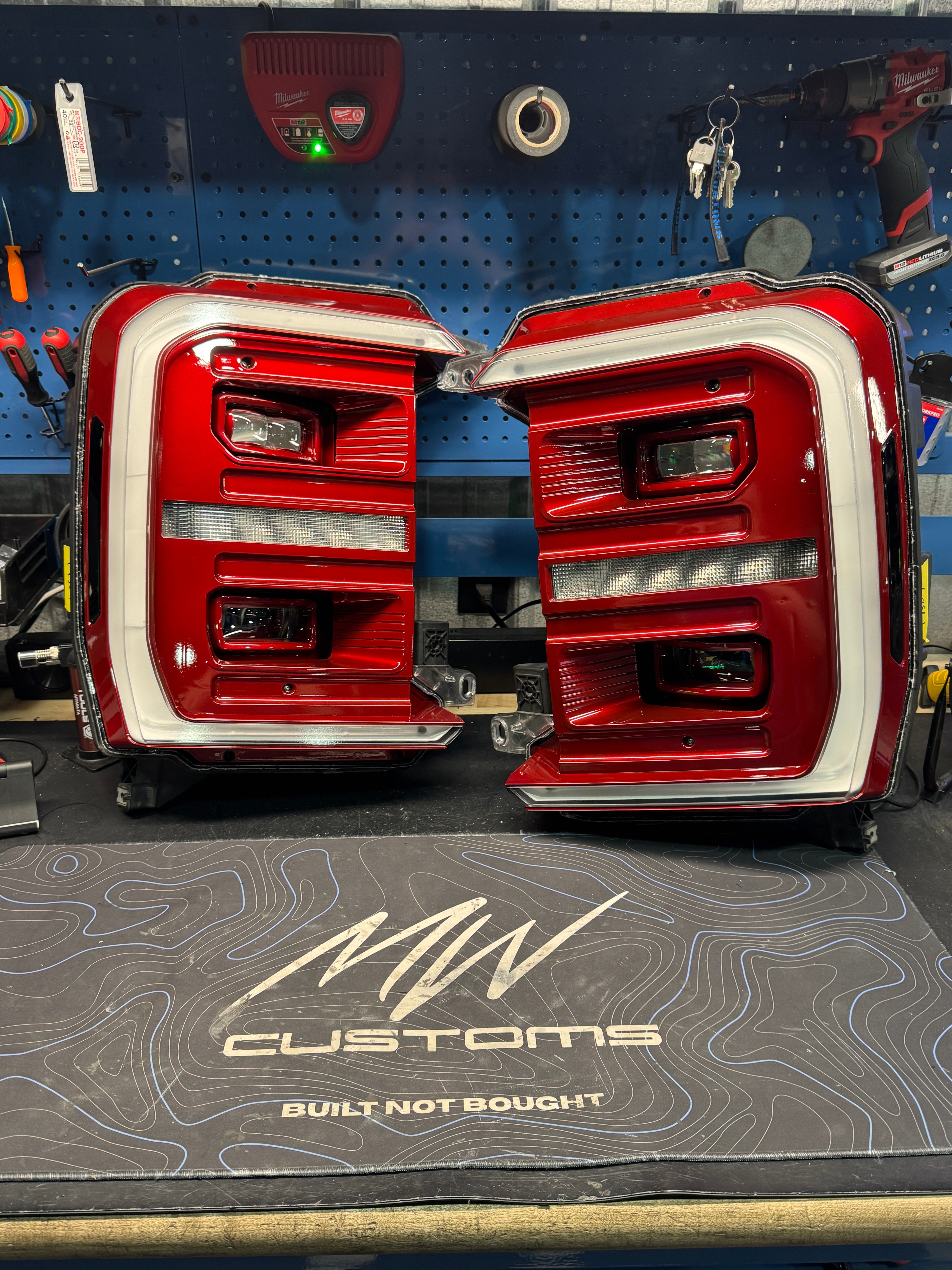 OEM 2023+ SUPER DUTY CUSTOM HEADLIGHTS – MwCustoms Inc.