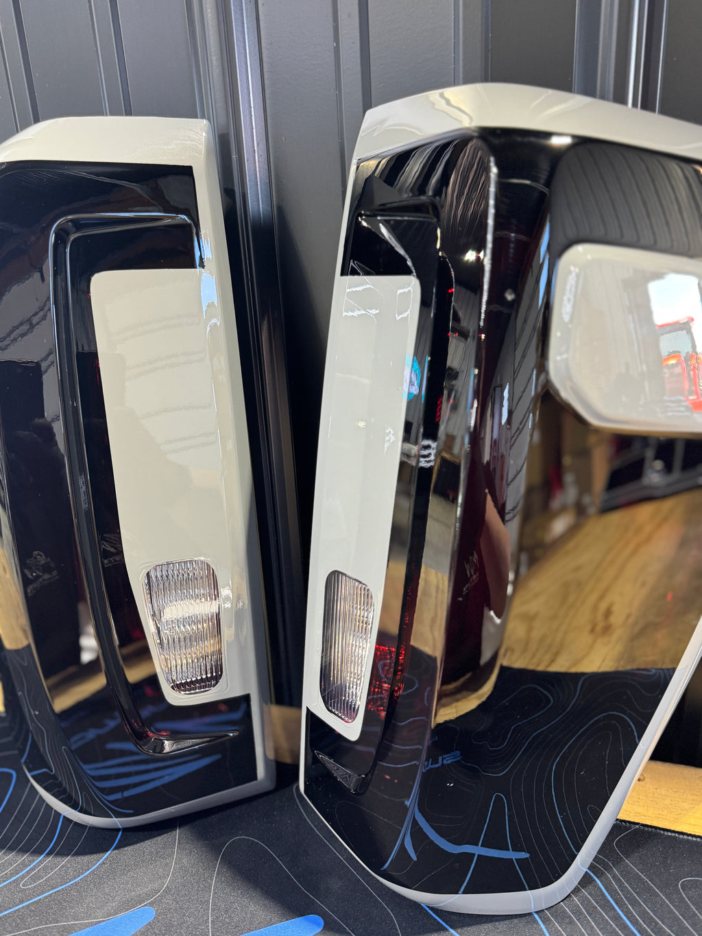 2019 - 23 GMC SIERRA CUSTOM TAIL LIGHTS