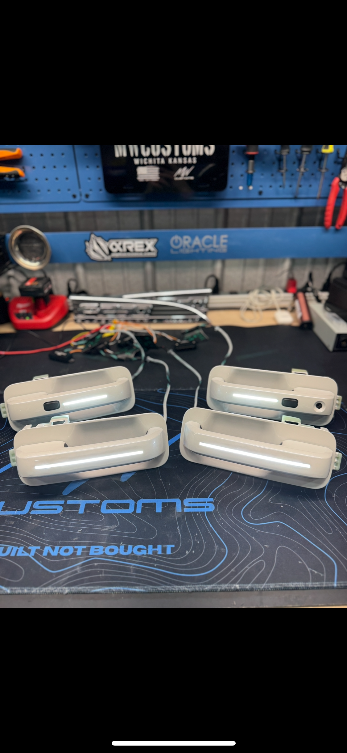 2017-22 FORD SUPER DUTY SWITCHBACK DOOR HANDLES