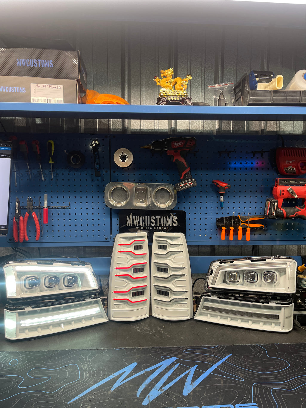 2003-07 CHEVROLET SILVERADO ALPHAREX HEADLIGHTS NOVA