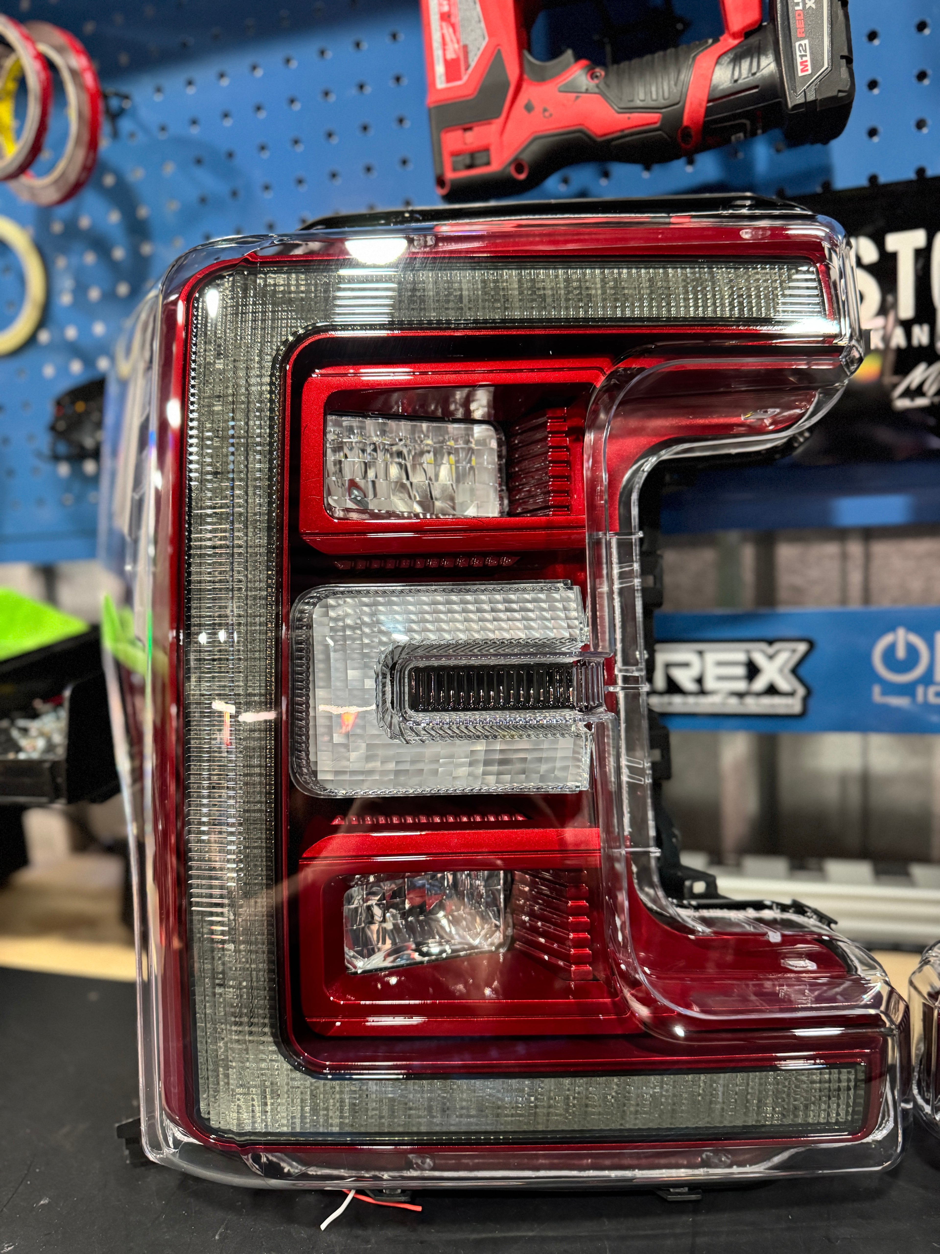 2017-19 SUPER DUTY CUSTOM HEADLIGHTS
