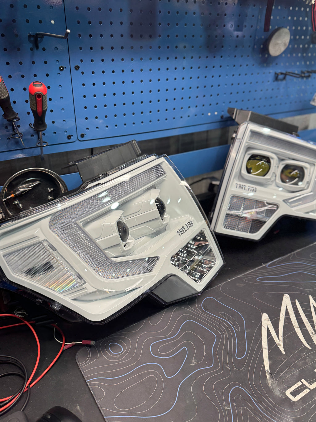 2009 - 2014 F-150 Dual Projector C Bar Headlight