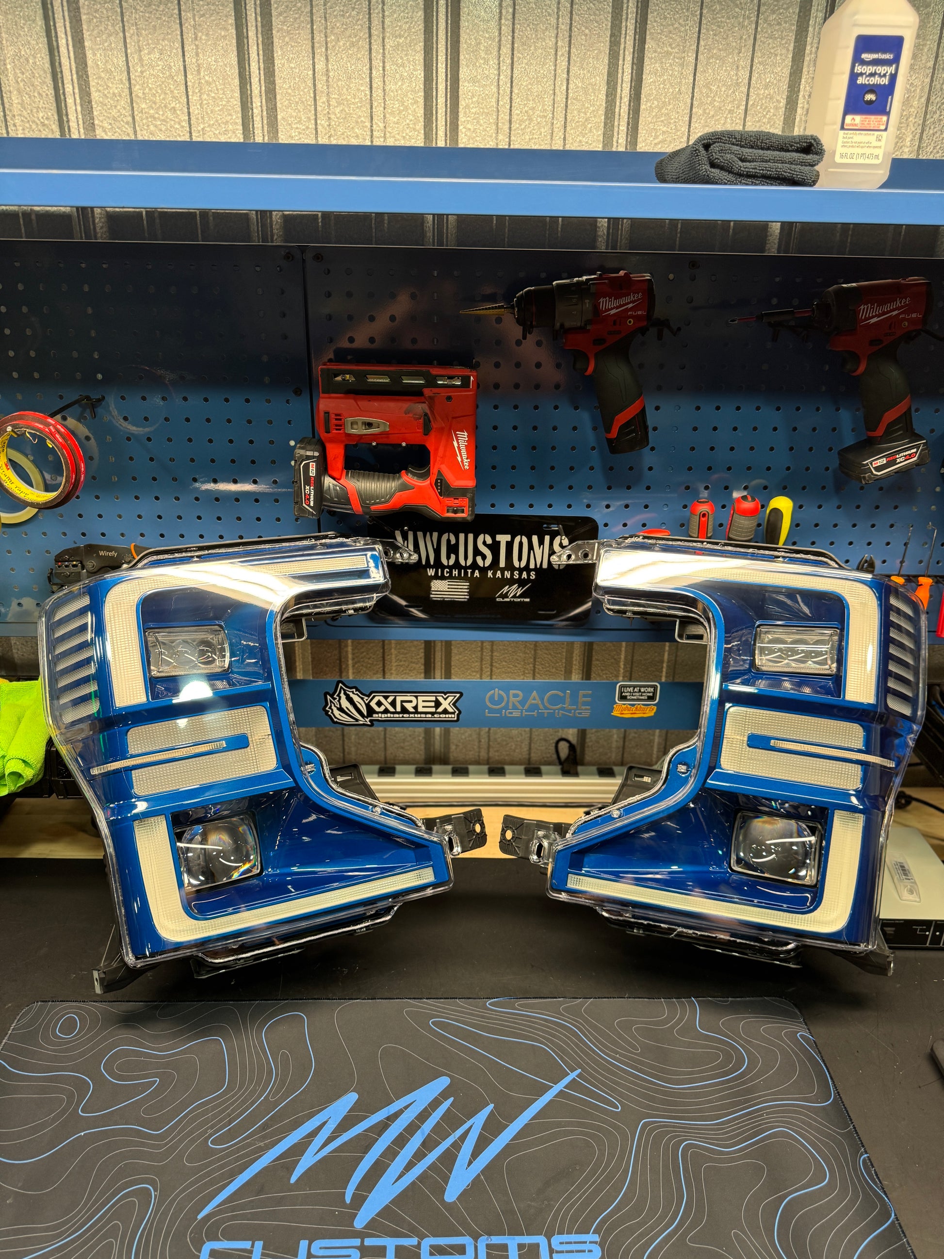 2020 - 2022 SUPER DUTY CUSTOM HEADLIGHTS