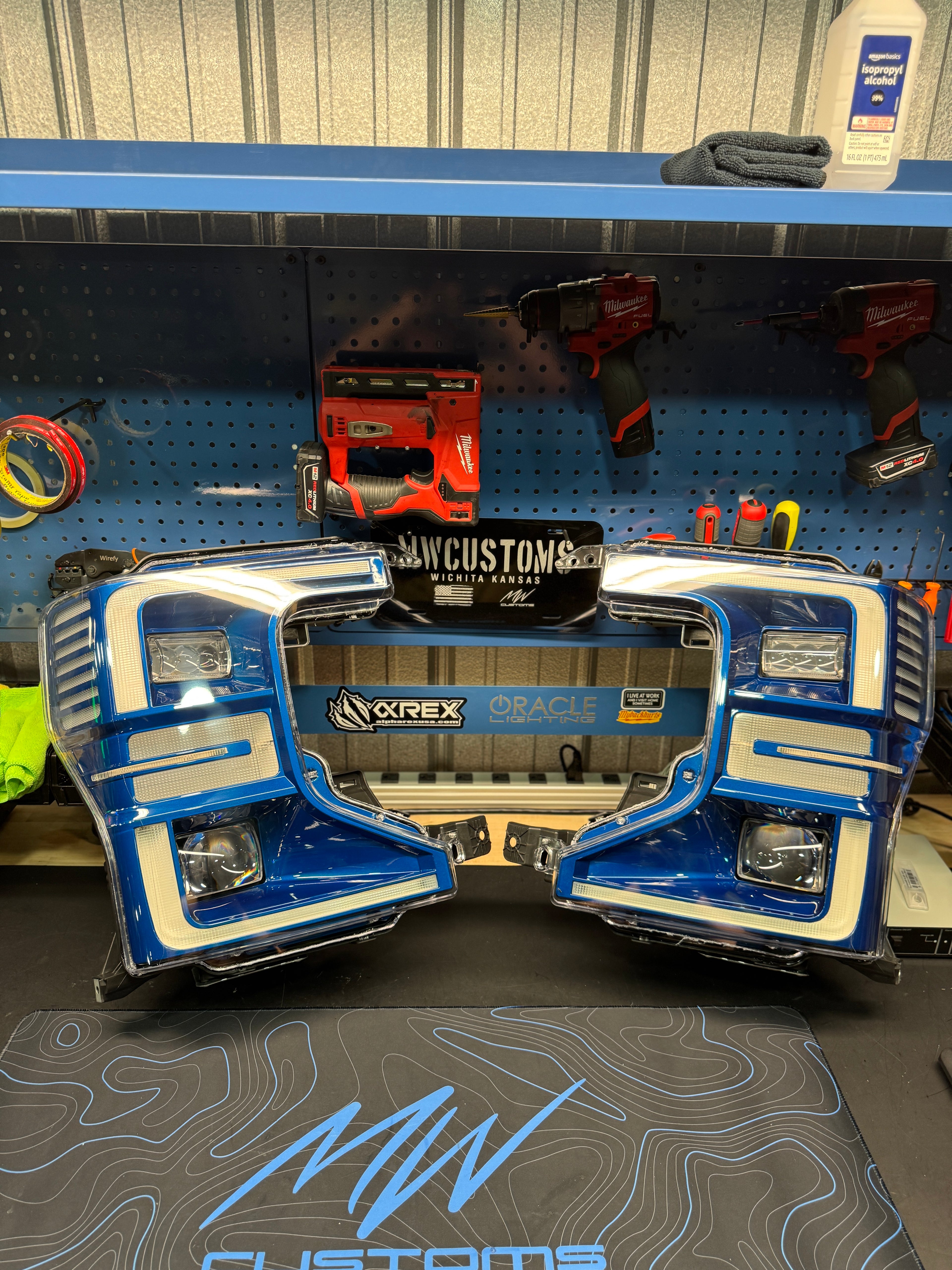 2020 - 2022 SUPER DUTY CUSTOM HEADLIGHTS