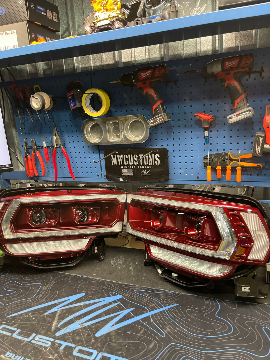 2019+ RAM HD 2500 ALPHAREX HEADLIGHTS