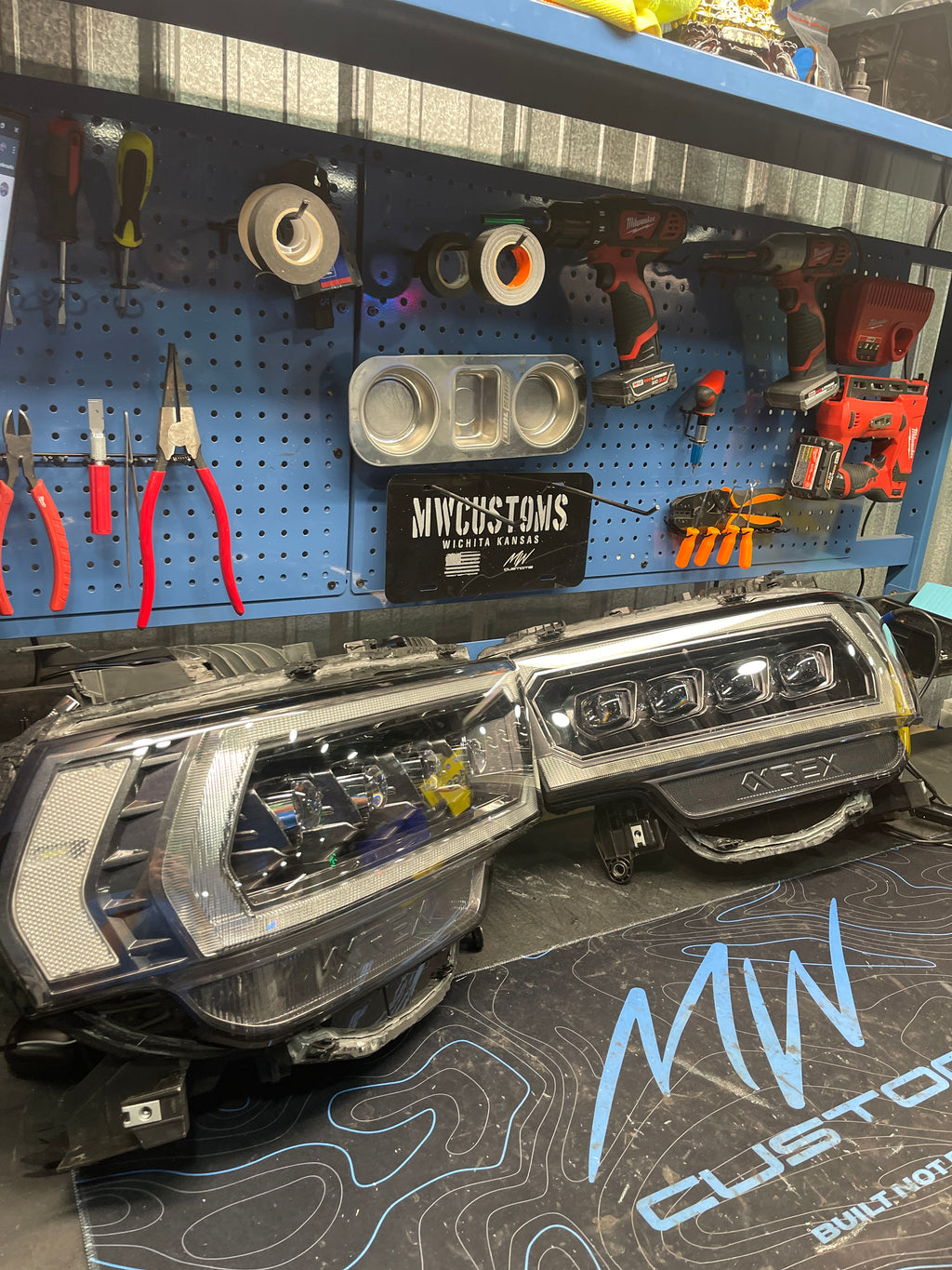 2019+ RAM HD 2500 ALPHAREX HEADLIGHTS NOVA SERIES