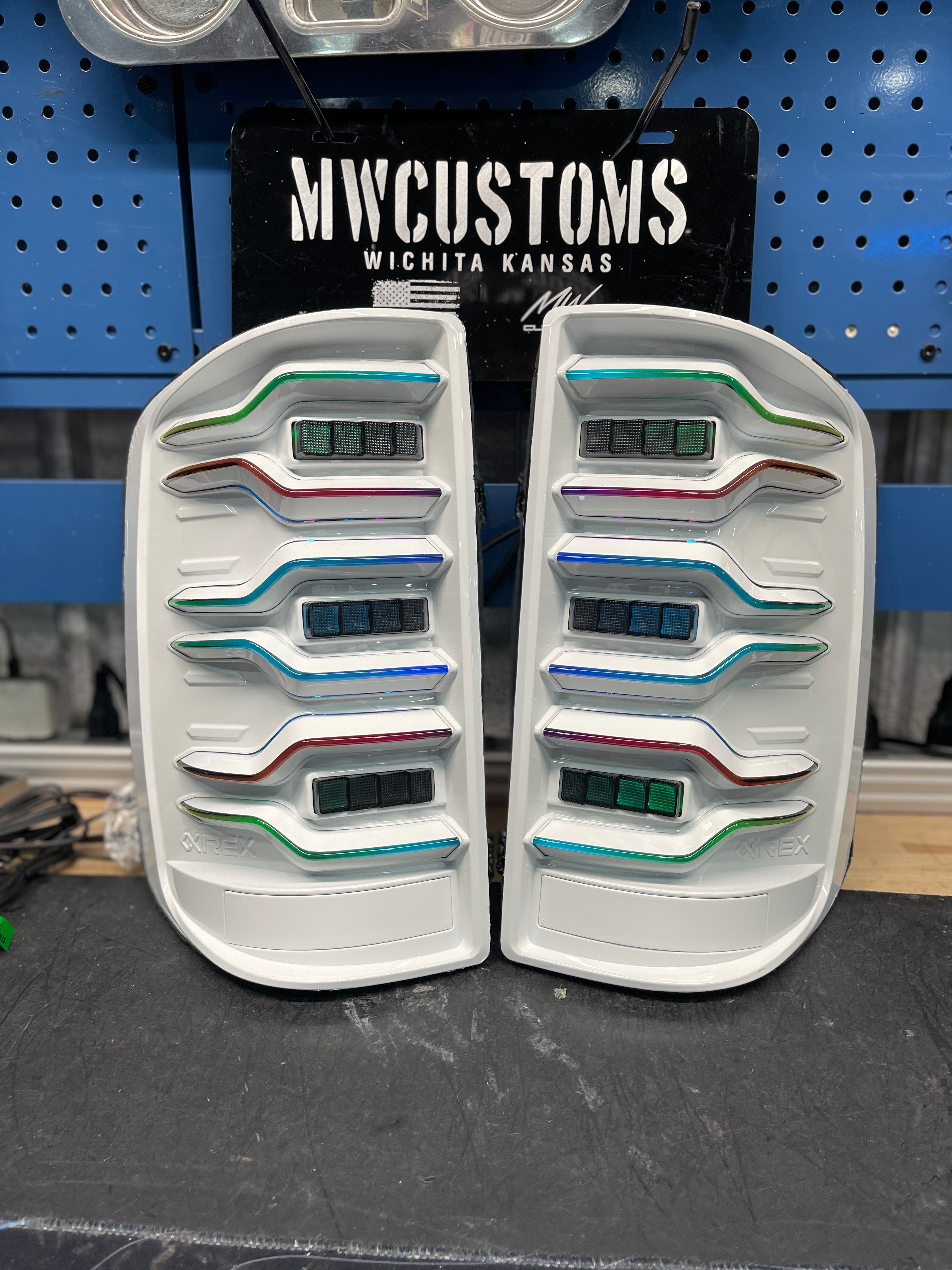 2014 - 18 CHEVY SILVERADO ALPHAREX LUXX SERIES TAIL LIGHTS