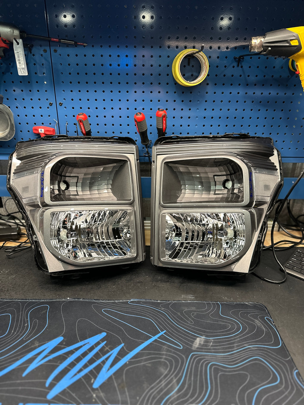 2011-16 FORD SUPER DUTY HEADLIGHTS
