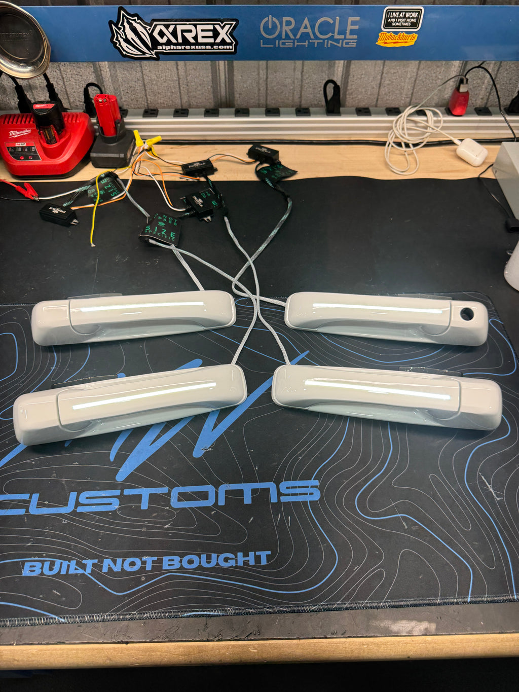 2019+ DODGE RAM SWITCHBACK DOOR HANDLES