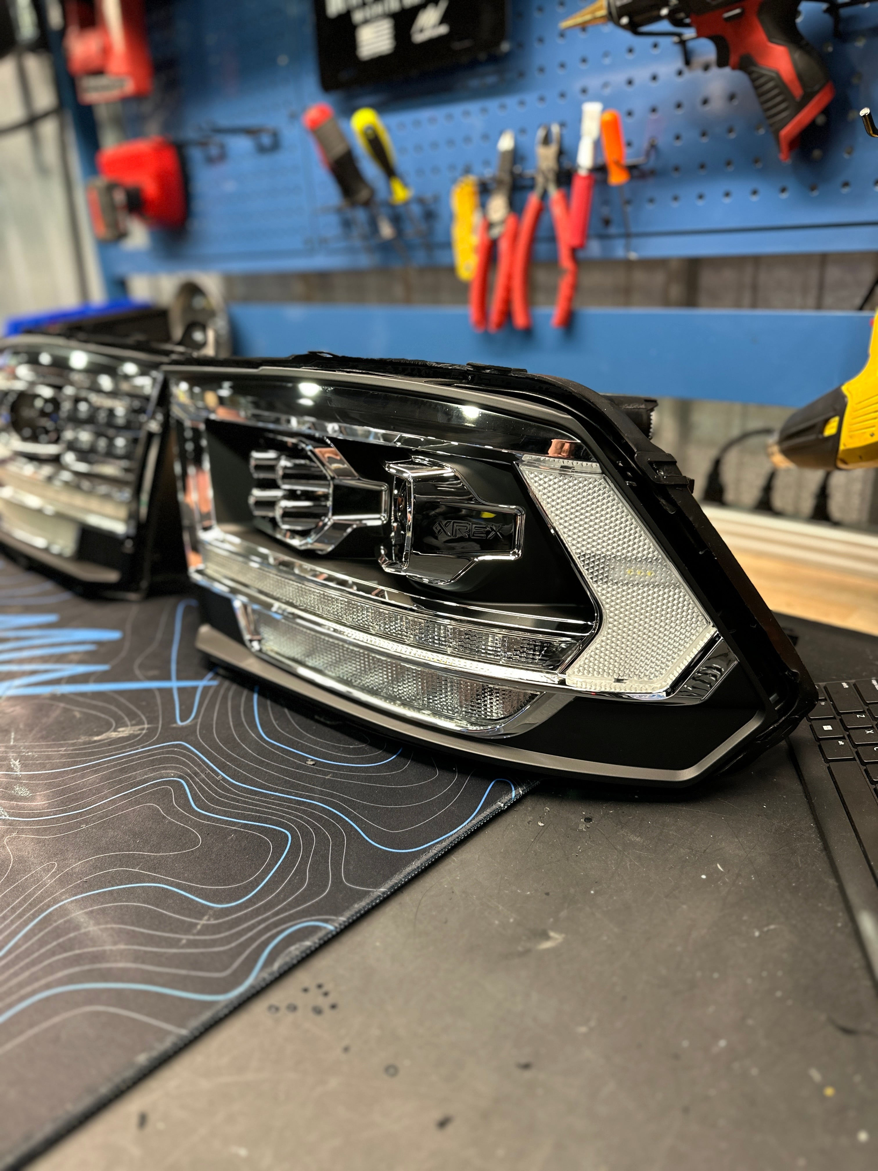 2009-18 ALPHAREX DODGE RAM HEADLIGHTS (5th GEN STYLE)