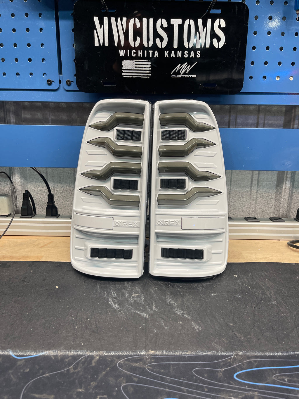 1999-16 FORD SUPER DUTY TAIL LIGHTS ALPHAREX