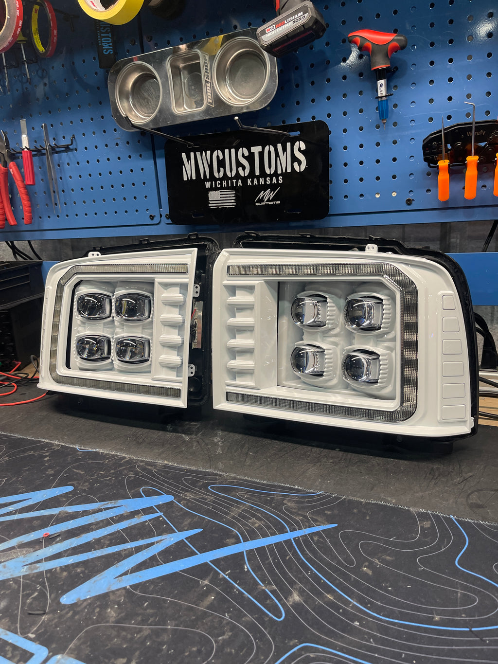 2005-07 FORD SUPER DUTY ALPHAREX HEADLIGHTS NOVA SERIES