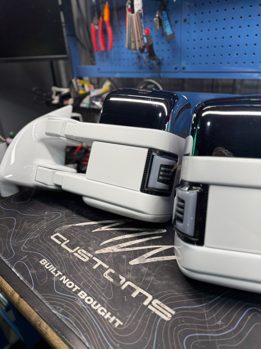 CUSTOM FORD TOW MIRRORS 2004 - 14 F150 (2008 Style)