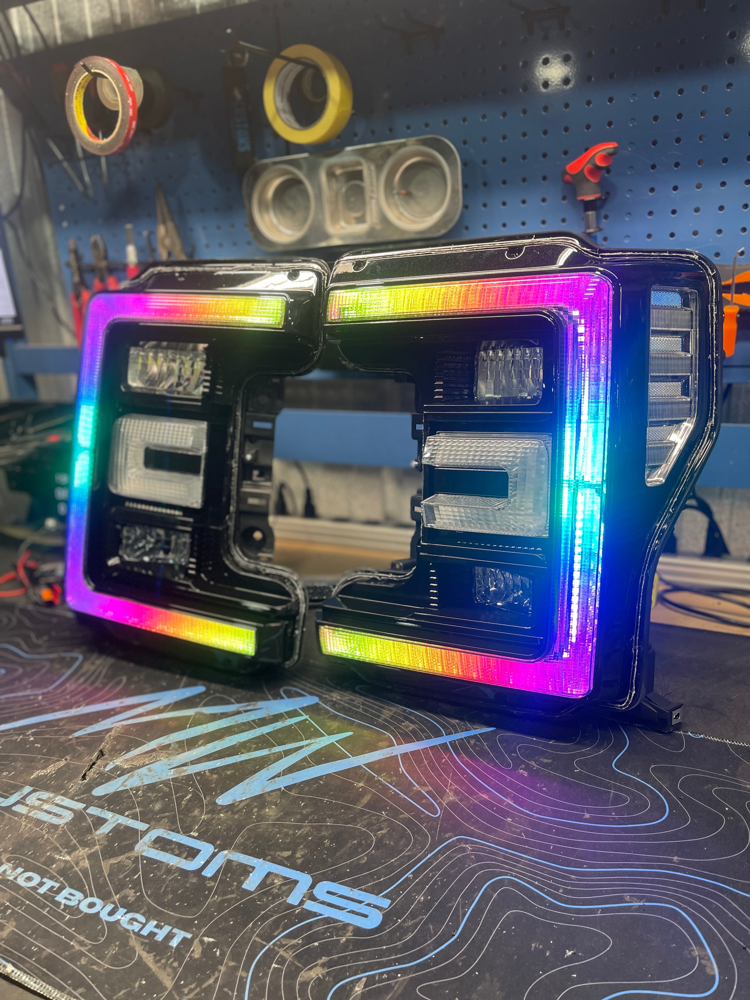 2017-19 SUPER DUTY CUSTOM HEADLIGHTS