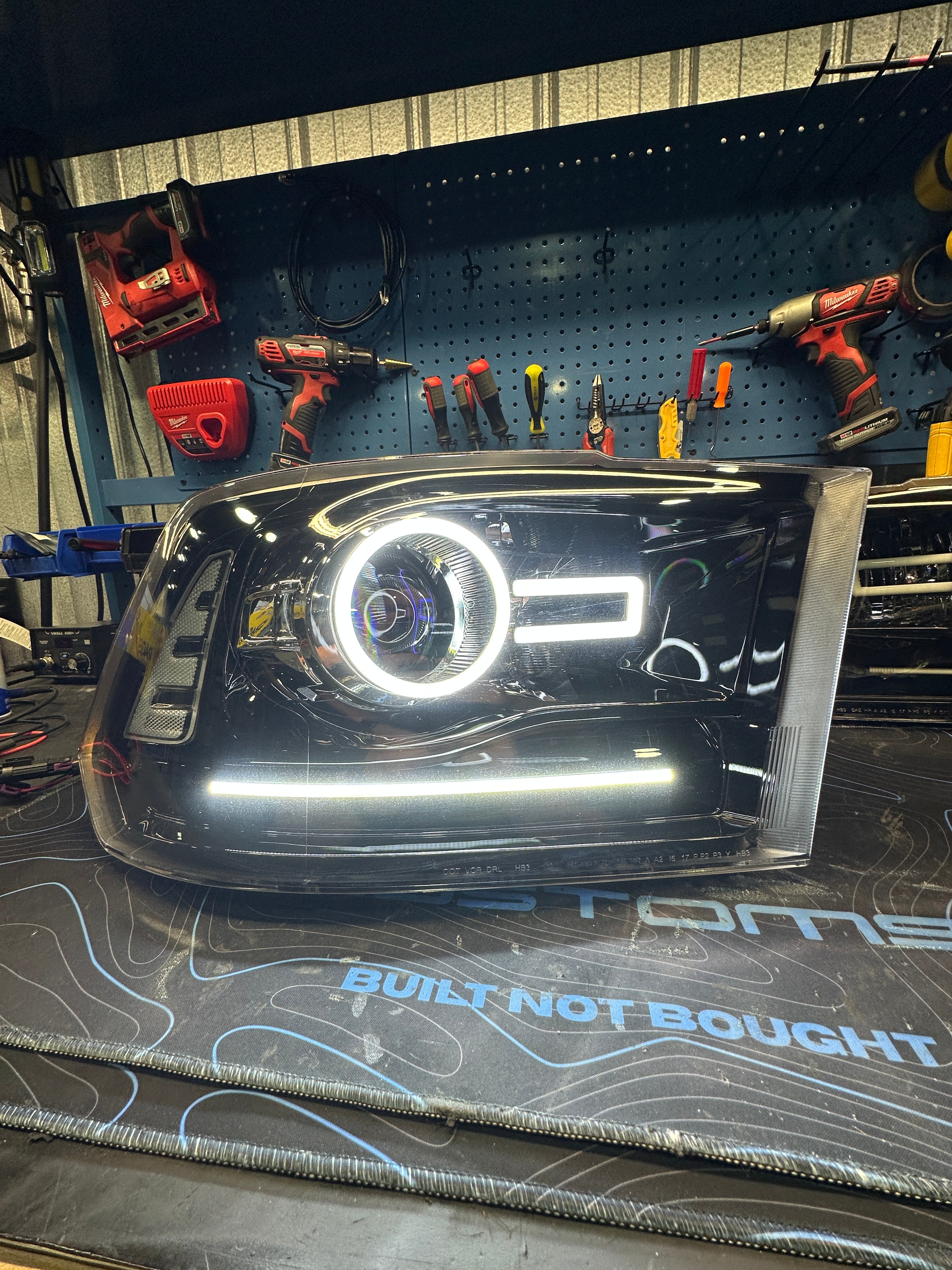 2009 - 18 DODGE RAM MWCUSTOMS PREMIUM SWITCHBACK HEADLIGHT