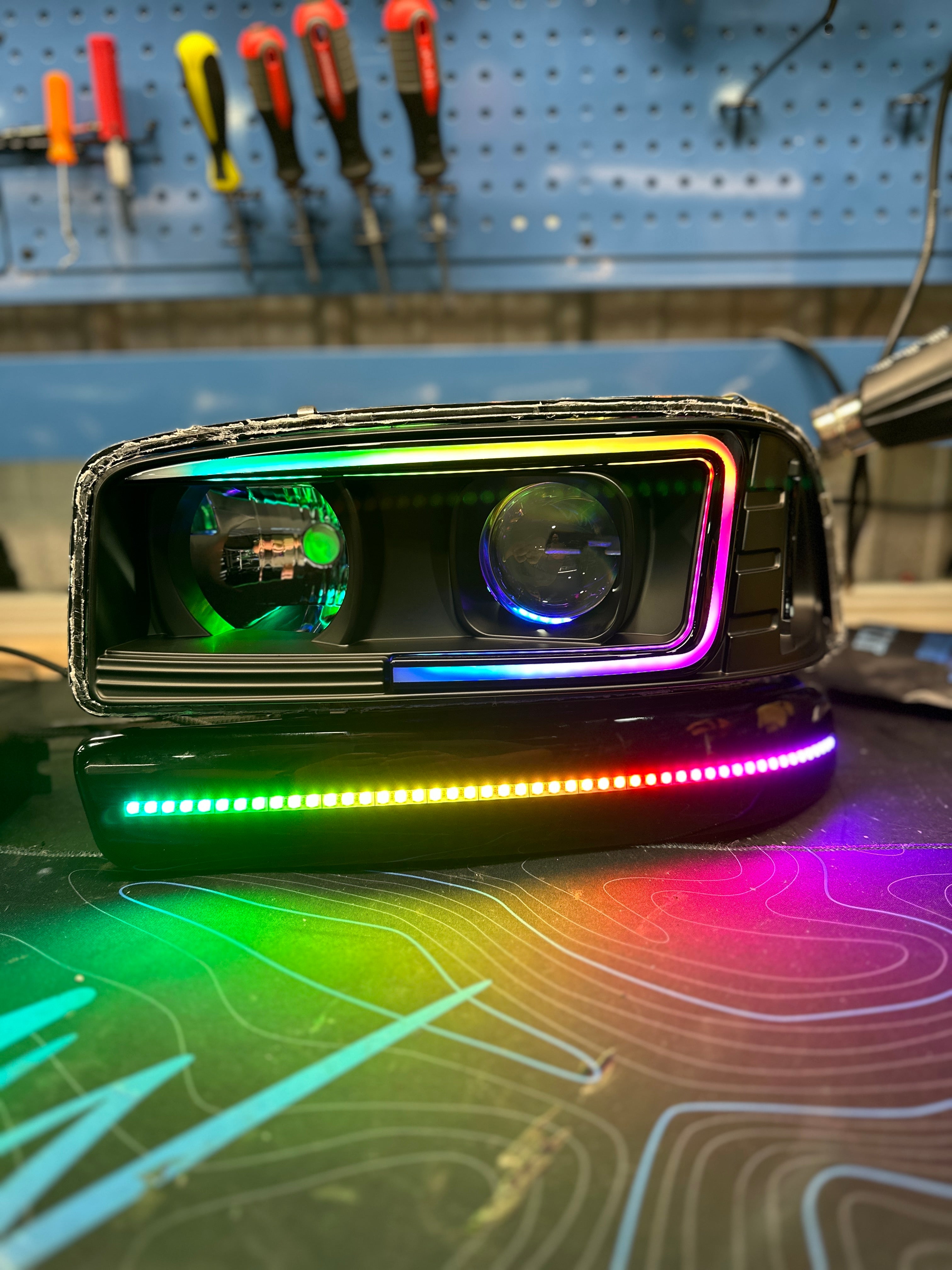 1999 - 06 GMC SIERRA C BAR HEADLIGHTS GEN 2